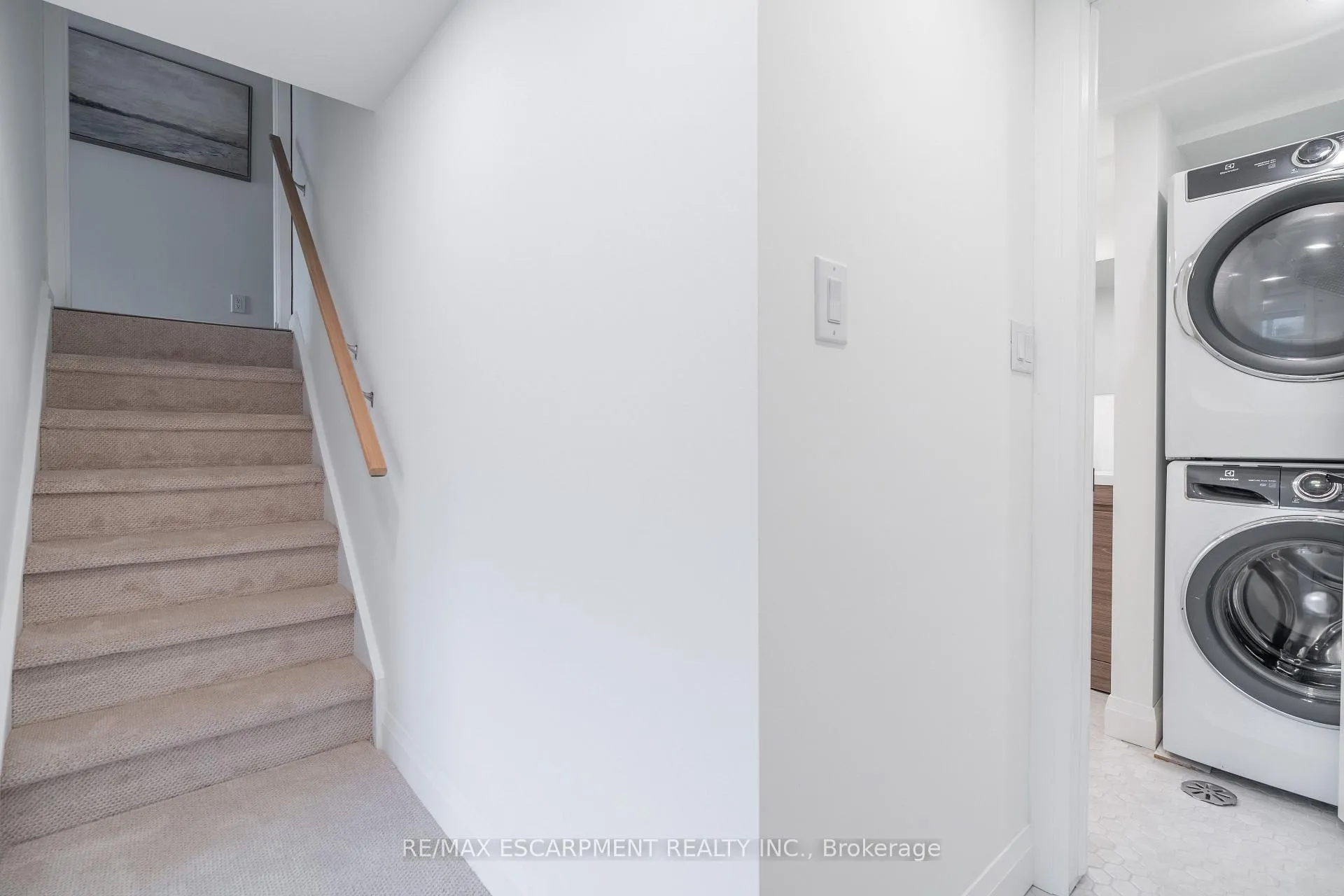 Photo 42 of 7 Glenmorris Drive, Hamilton, Dundas — HOMEH