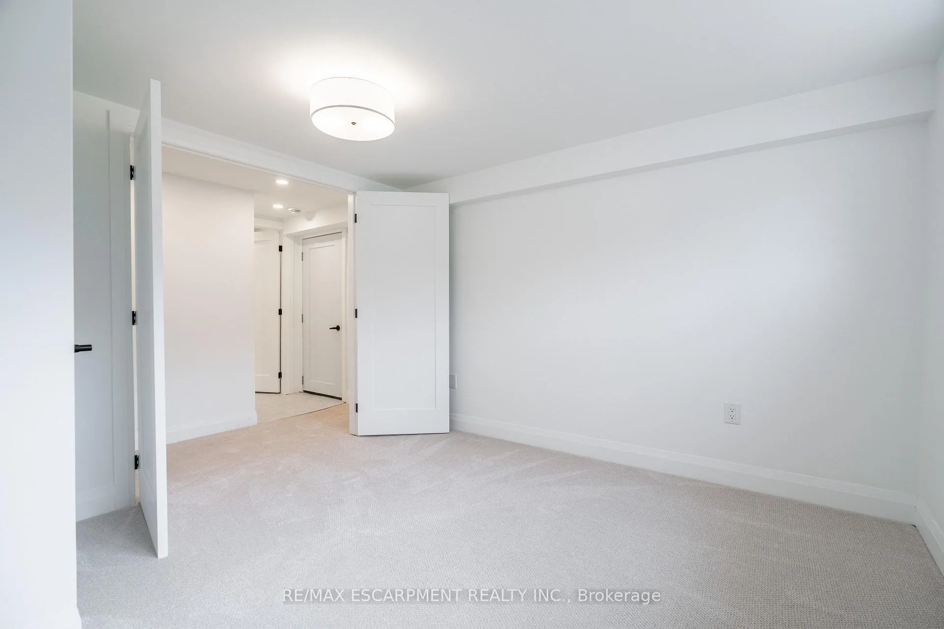 Photo 43 of 7 Glenmorris Drive, Hamilton, Dundas — HOMEH