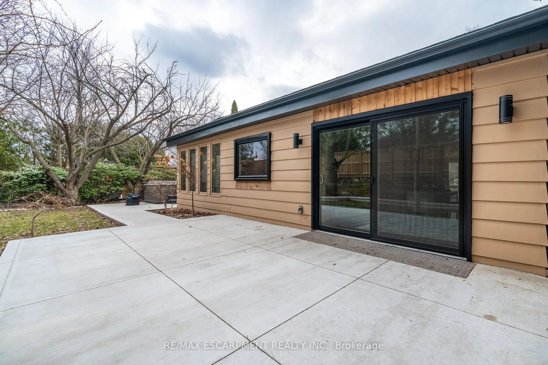 Photo 48 of 7 Glenmorris Drive, Hamilton, Dundas — HOMEH
