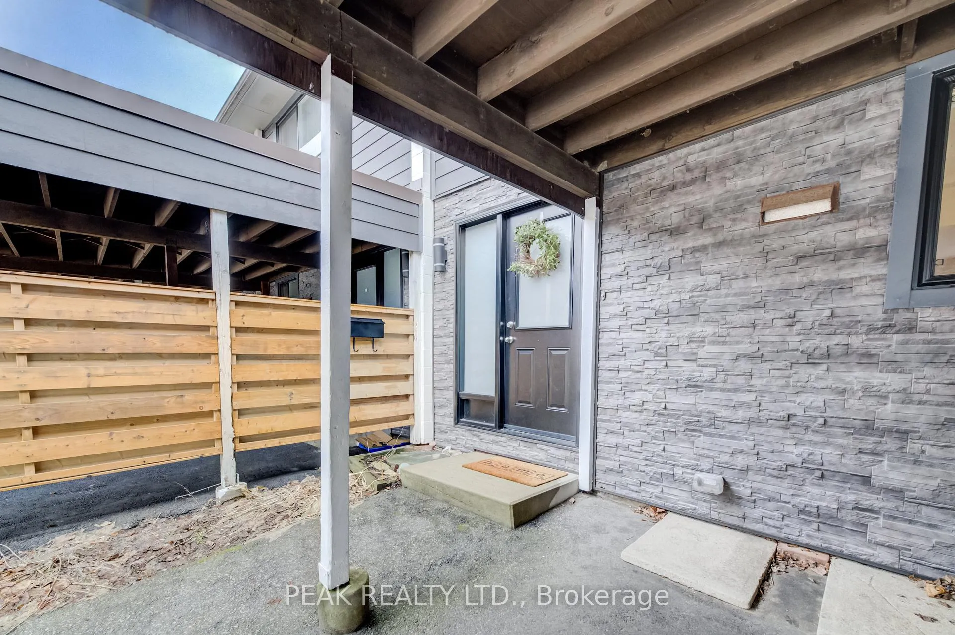 Photo 4 of Unit 57, 135 Chalmers Street S, Cambridge — HOMEH