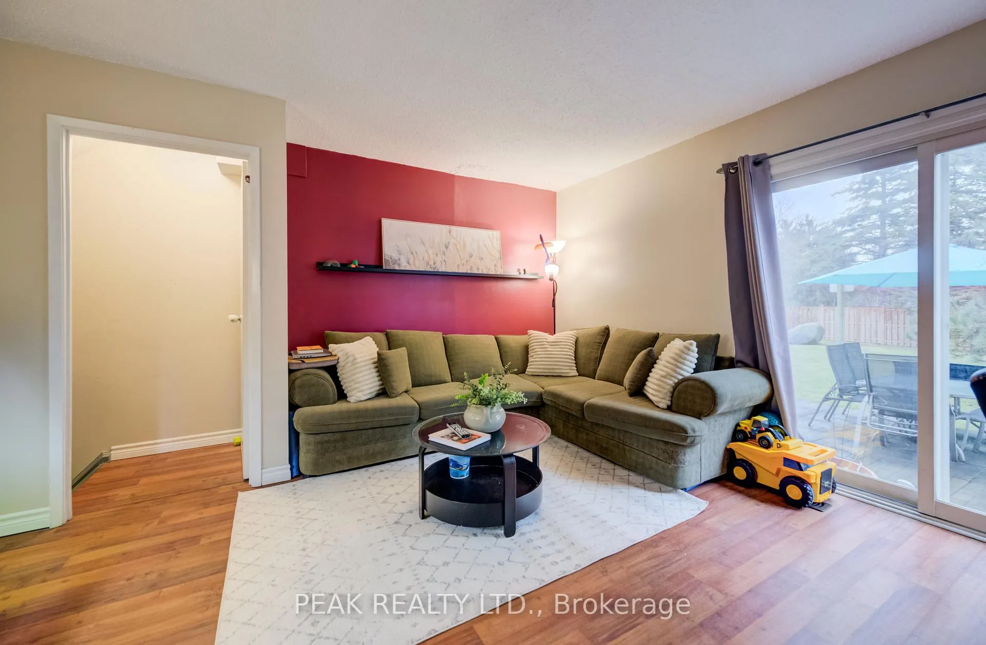 Photo 11 of Unit 57, 135 Chalmers Street S, Cambridge — HOMEH