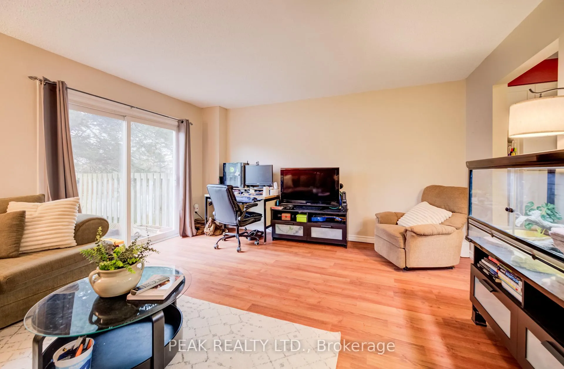 Photo 12 of Unit 57, 135 Chalmers Street S, Cambridge — HOMEH