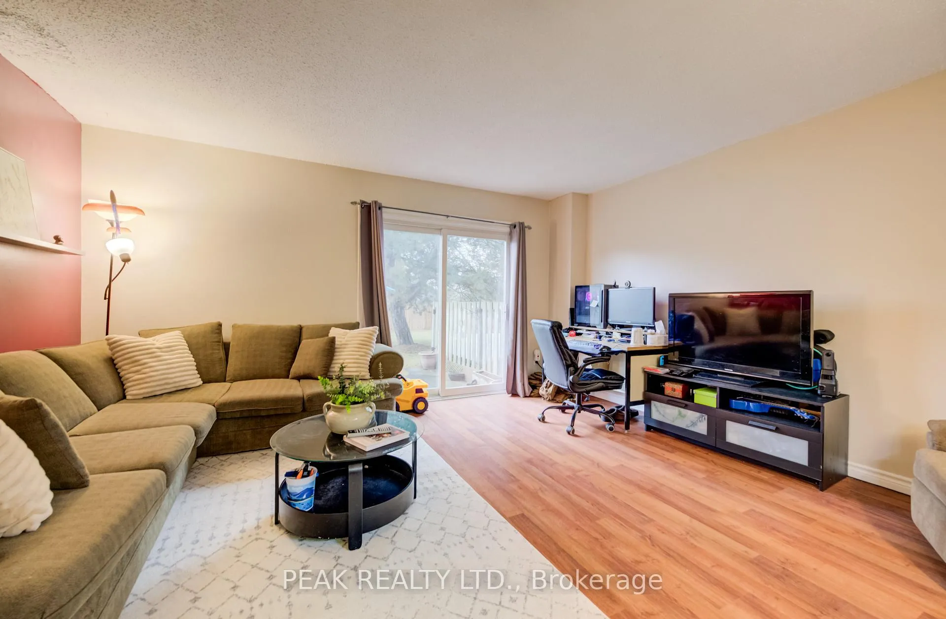 Photo 13 of Unit 57, 135 Chalmers Street S, Cambridge — HOMEH