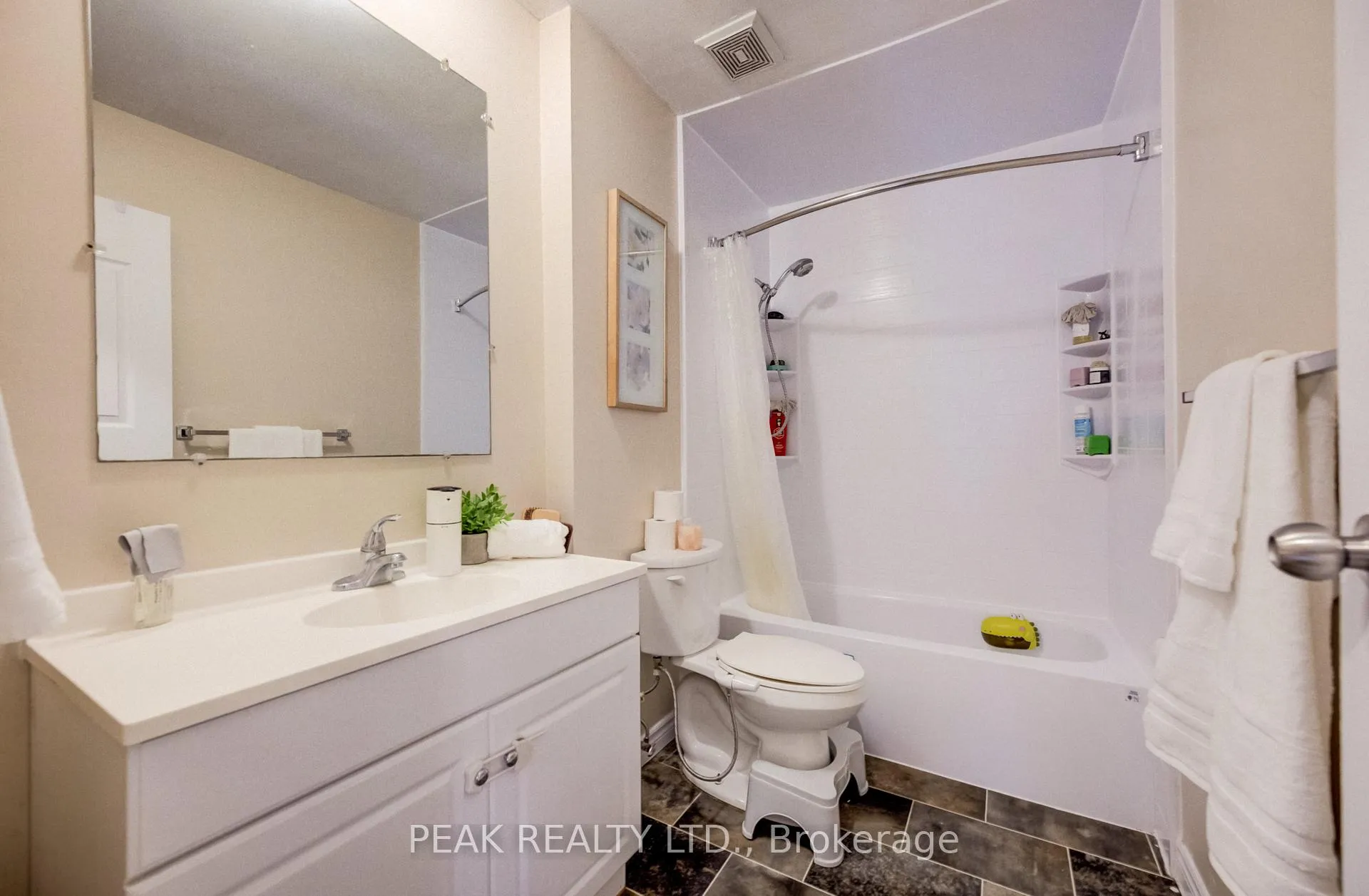 Photo 19 of Unit 57, 135 Chalmers Street S, Cambridge — HOMEH