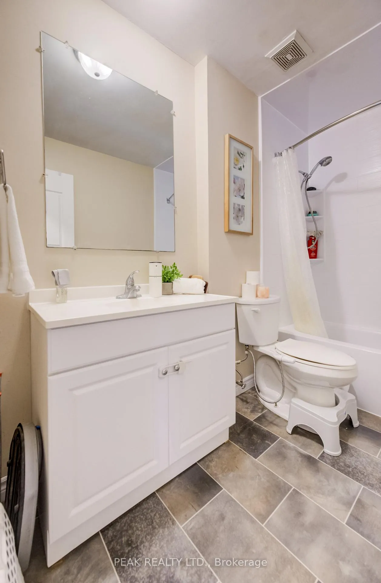 Photo 20 of Unit 57, 135 Chalmers Street S, Cambridge — HOMEH