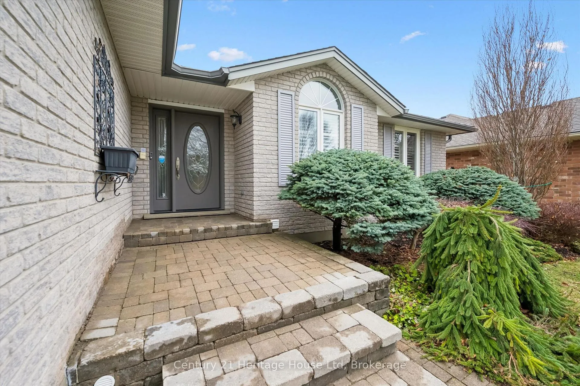 Photo 4 of 41 Thomas Boulevard, Centre Wellington, Elora/Salem — HOMEH