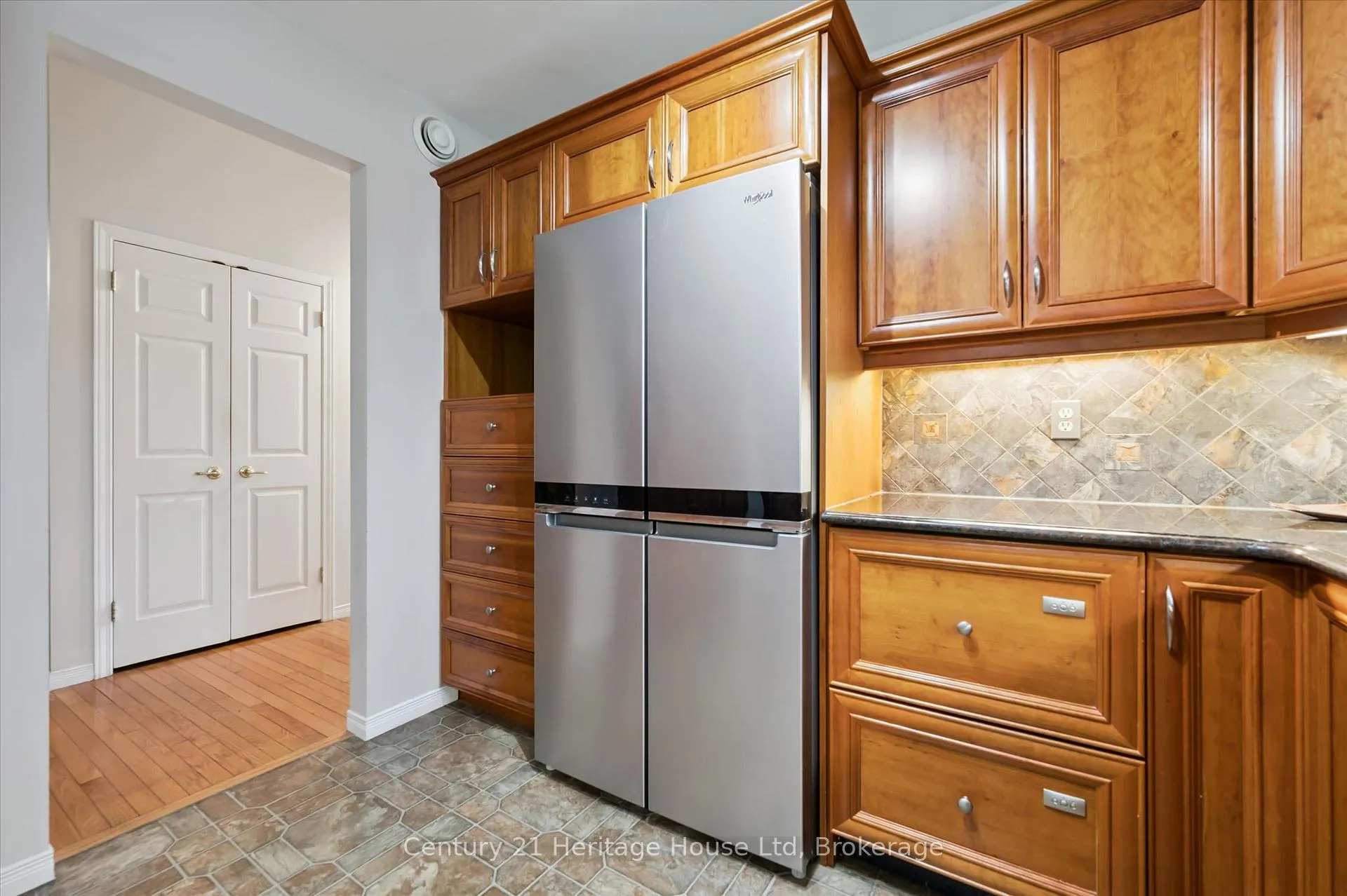 Photo 17 of 41 Thomas Boulevard, Centre Wellington, Elora/Salem — HOMEH