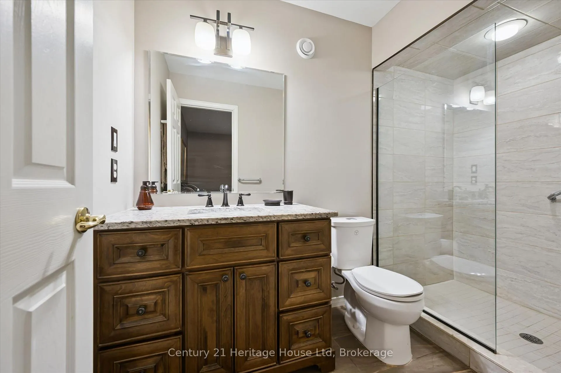 Photo 25 of 41 Thomas Boulevard, Centre Wellington, Elora/Salem — HOMEH