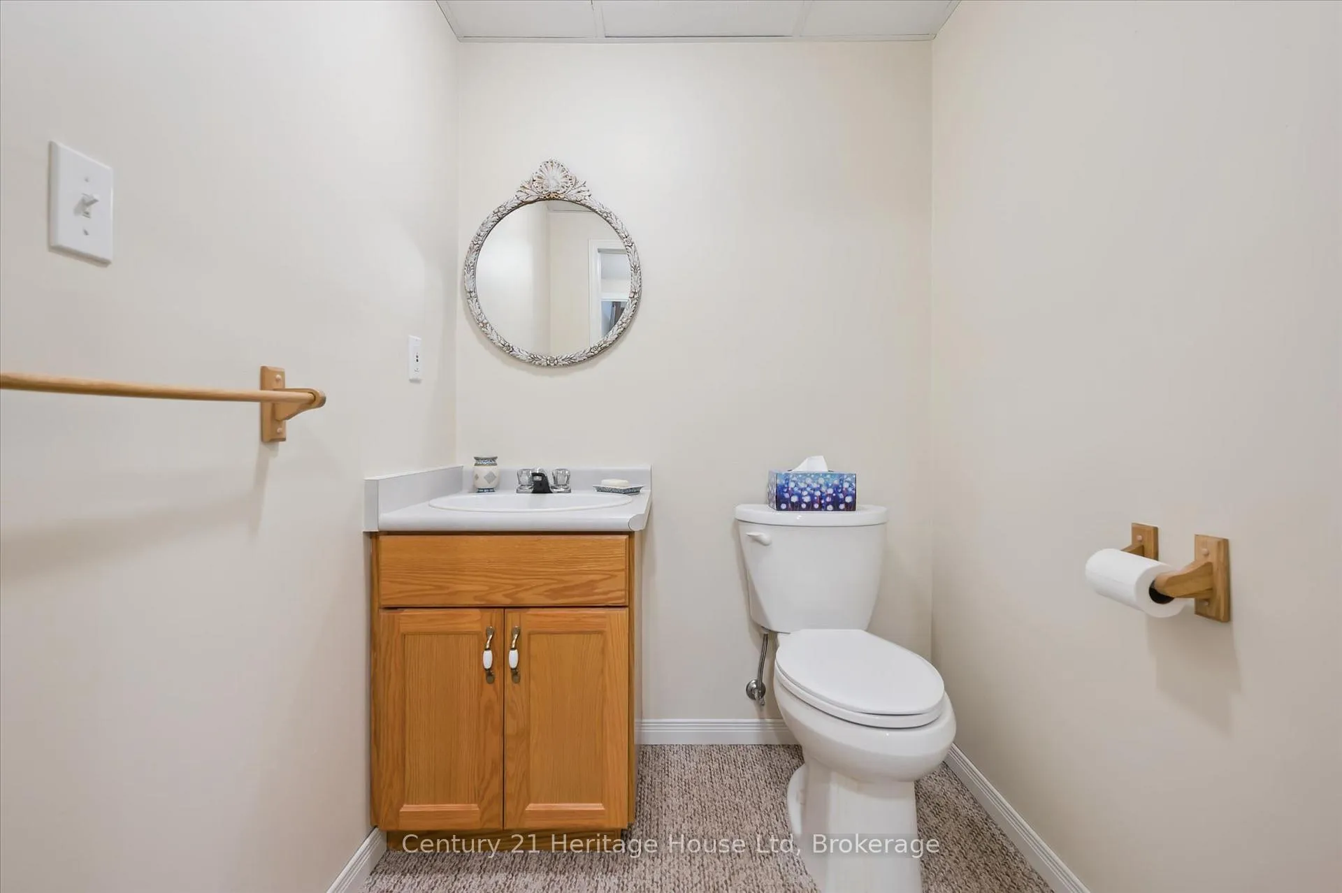 Photo 29 of 41 Thomas Boulevard, Centre Wellington, Elora/Salem — HOMEH