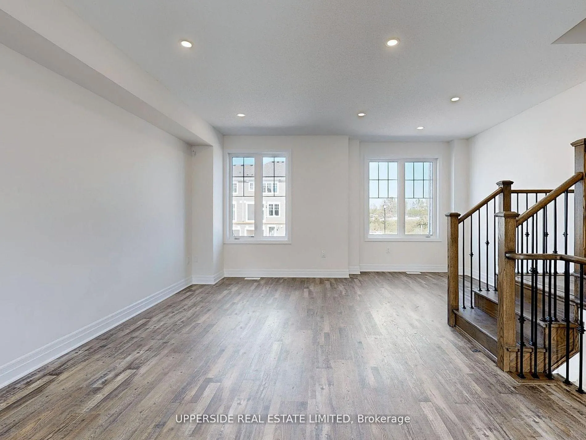 Photo 3 of 105 Surf Drive, Wasaga Beach — HOMEH