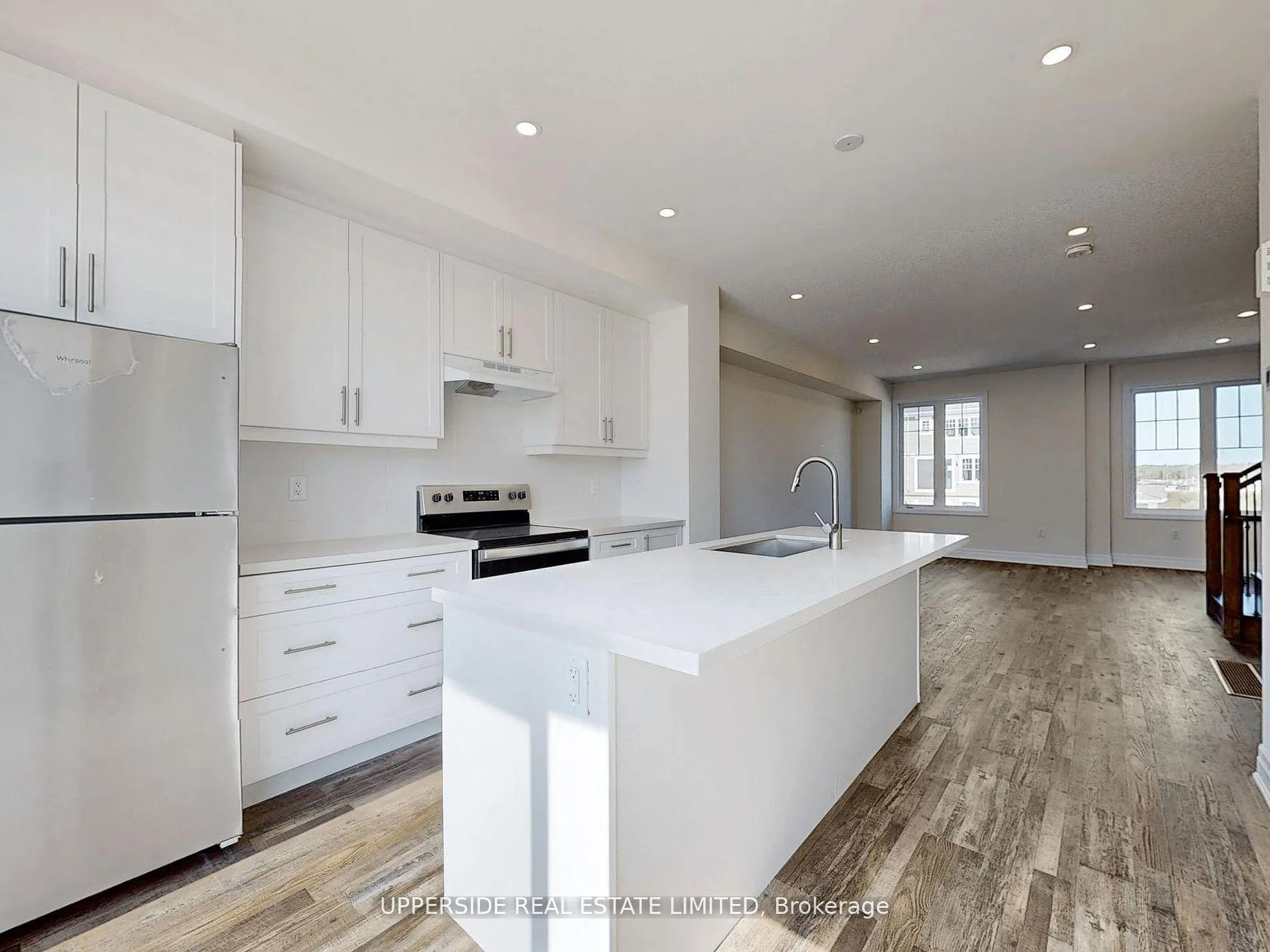 Photo 7 of 105 Surf Drive, Wasaga Beach — HOMEH