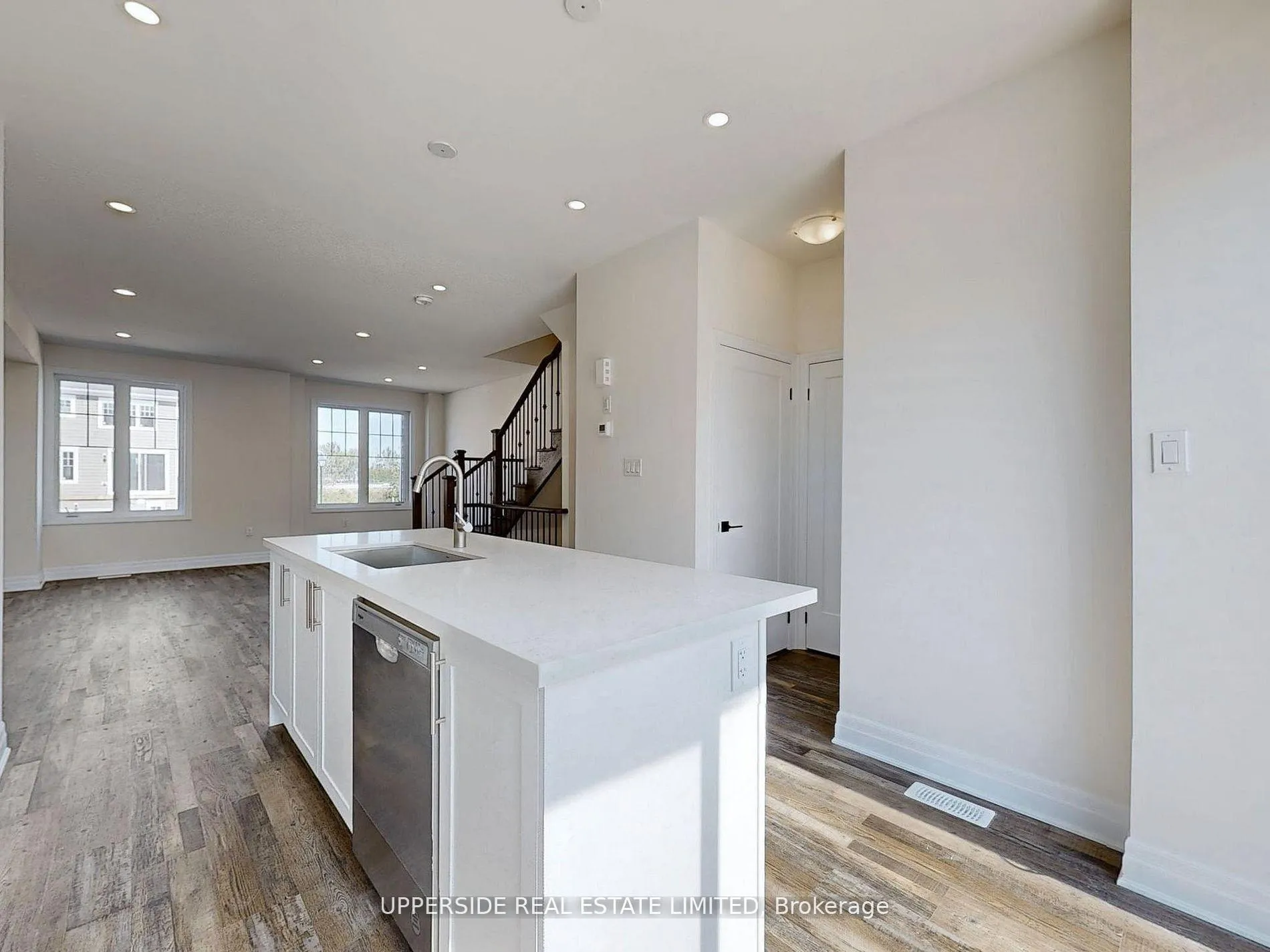 Photo 8 of 105 Surf Drive, Wasaga Beach — HOMEH