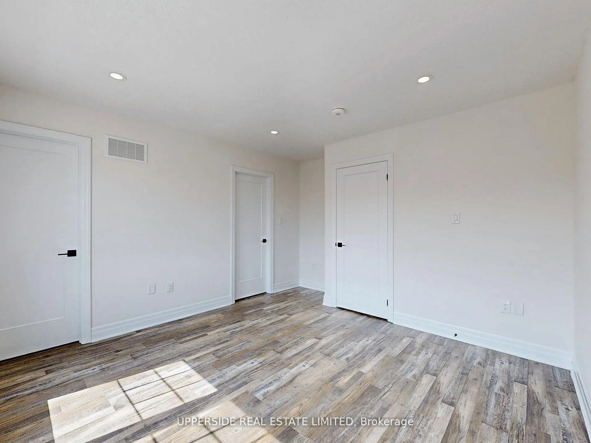 Photo 14 of 105 Surf Drive, Wasaga Beach — HOMEH