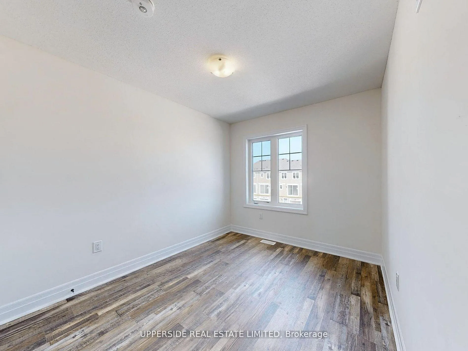 Photo 21 of 105 Surf Drive, Wasaga Beach — HOMEH