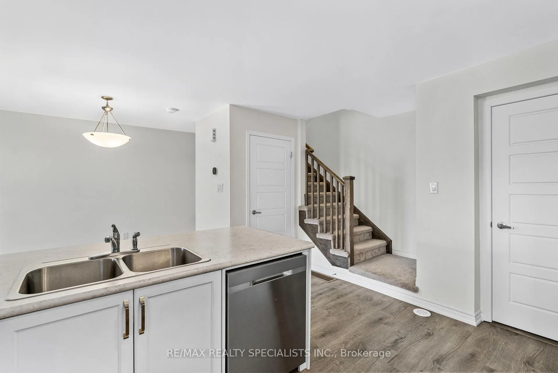 Photo 9 of 879 Sumac Crescent, Milton, Cobban — HOMEH