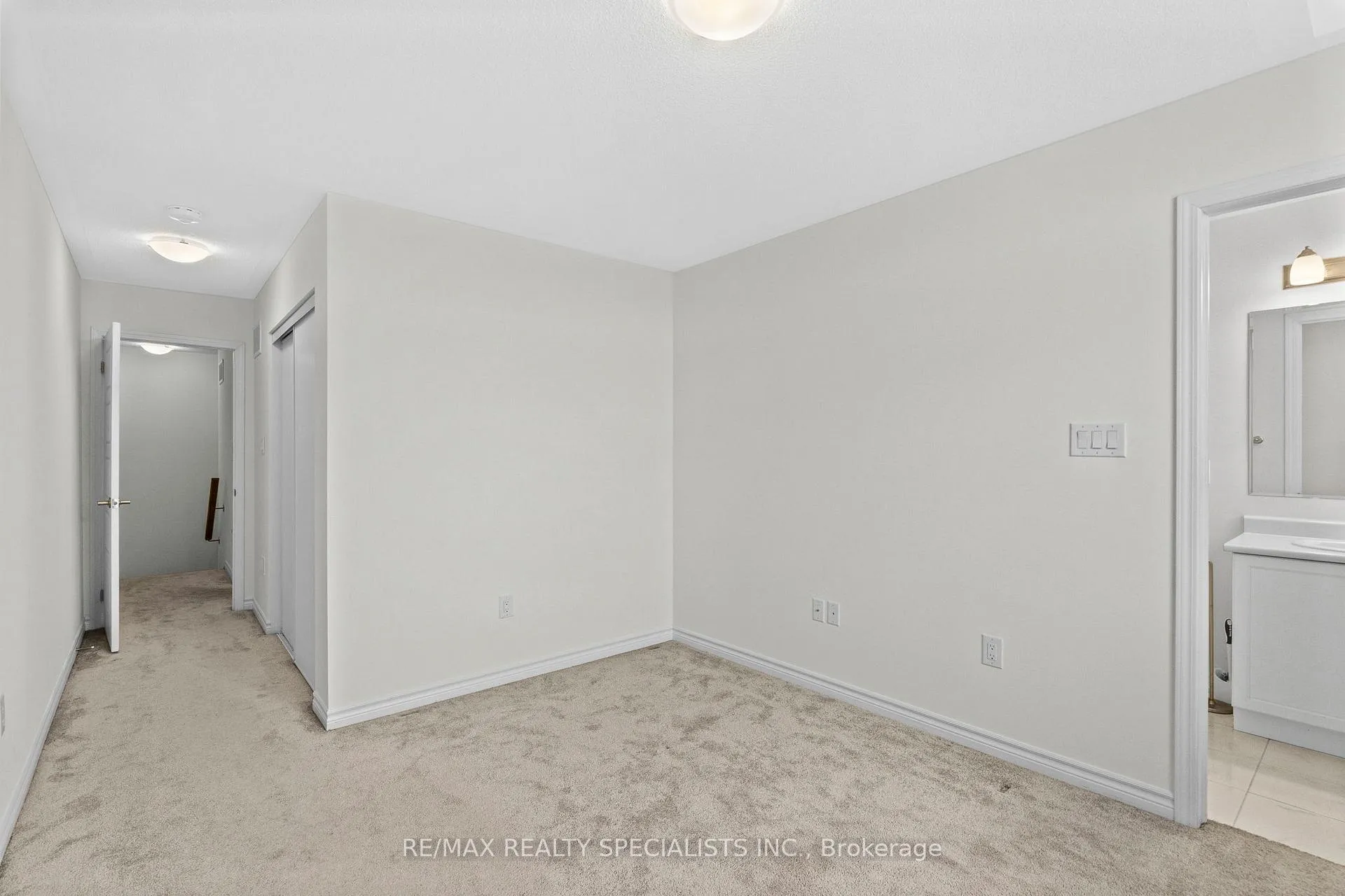 Photo 20 of 879 Sumac Crescent, Milton, Cobban — HOMEH