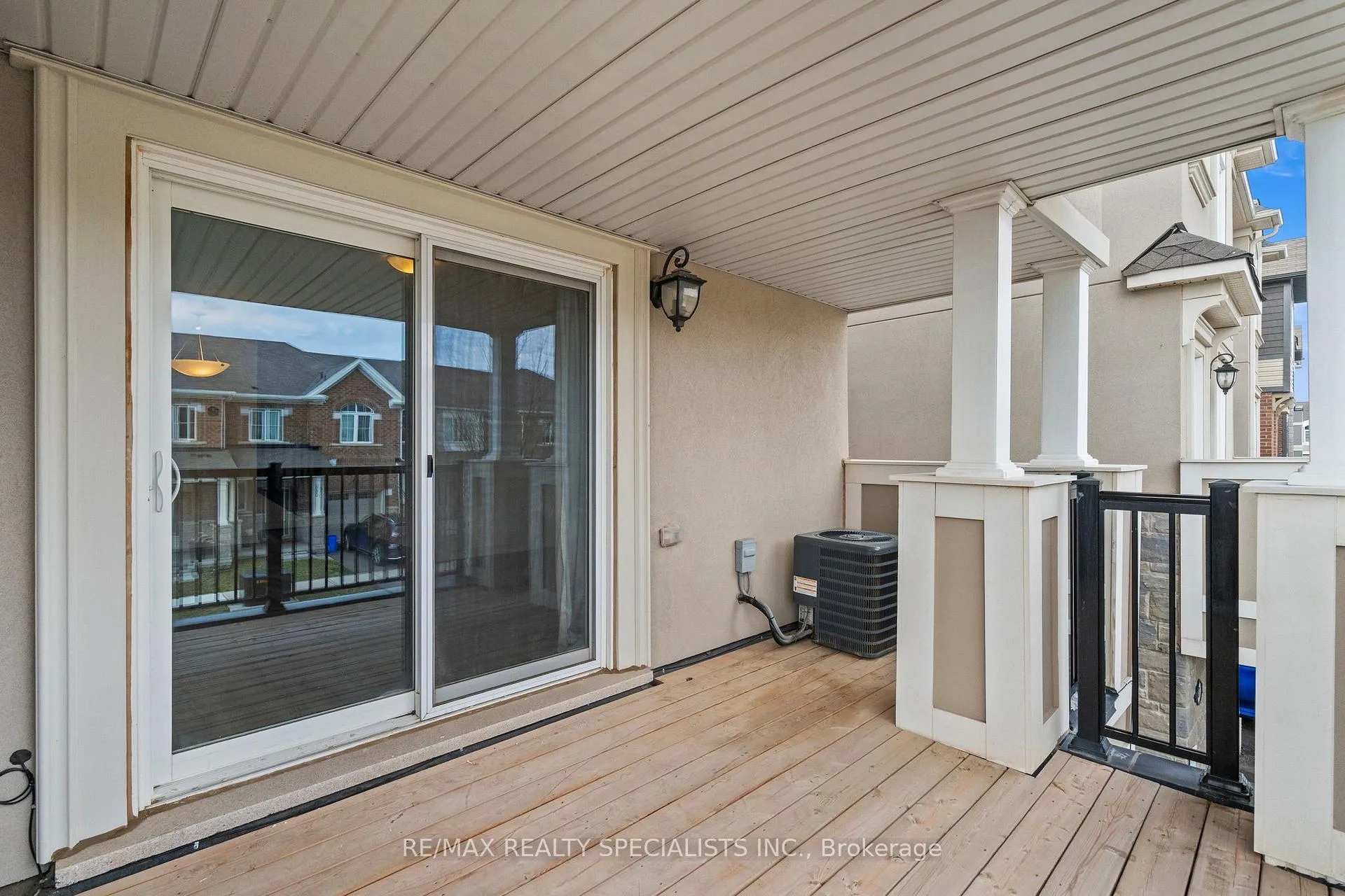 Photo 30 of 879 Sumac Crescent, Milton, Cobban — HOMEH