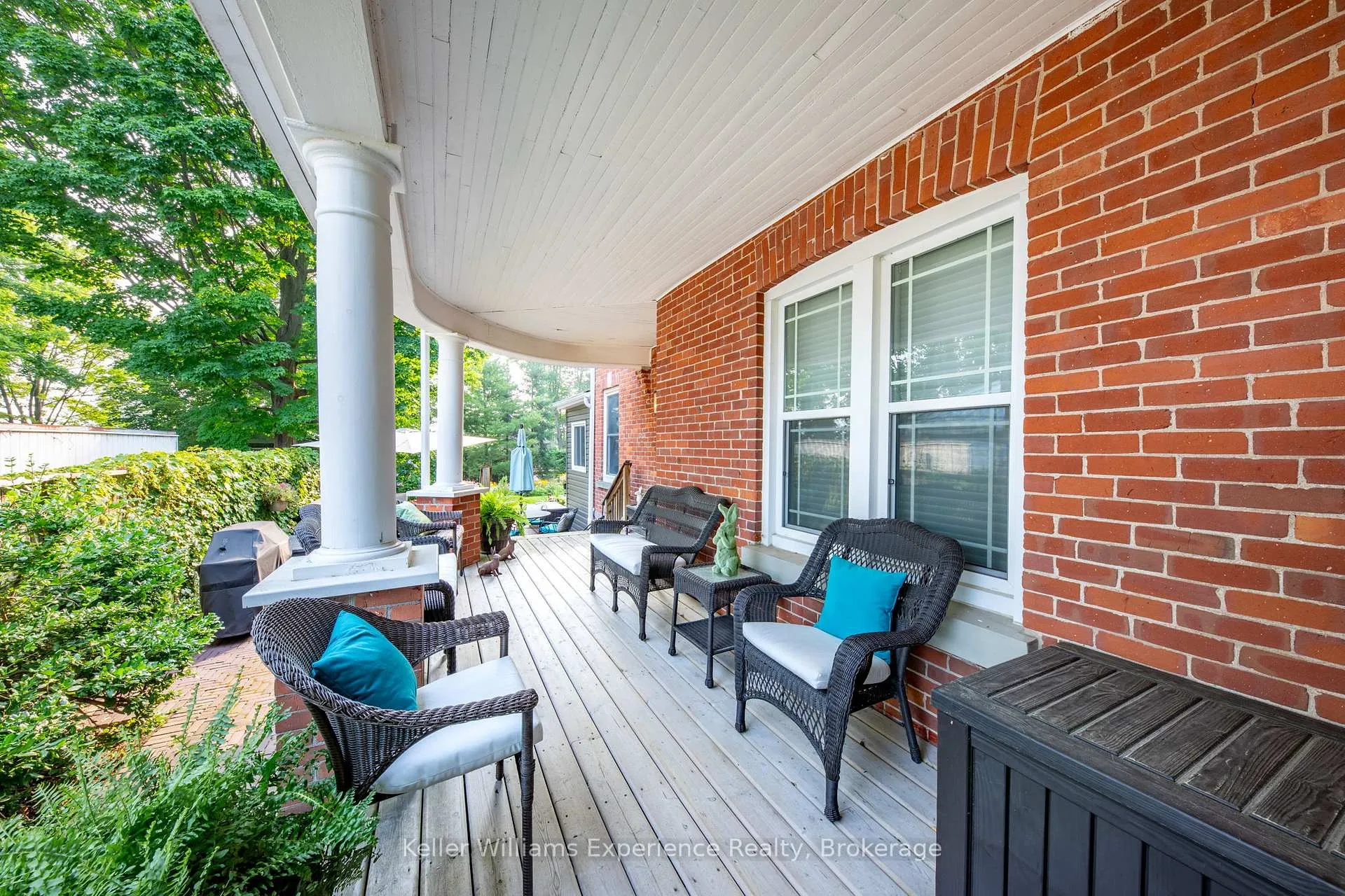 Photo 25 of 325 Third Street, Midland — HOMEH