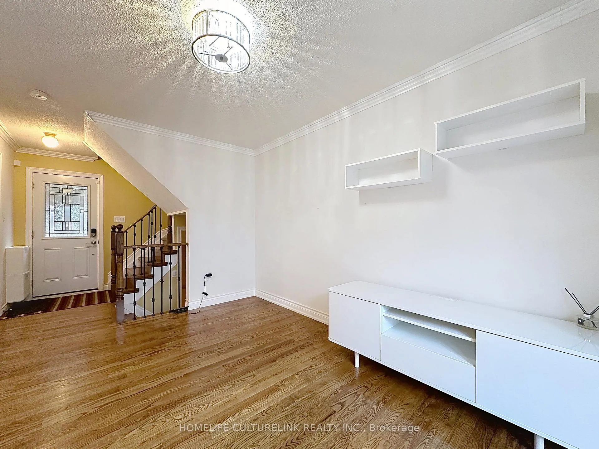 Photo 17 of 18 Eugenia Court, Markham, Markville — HOMEH