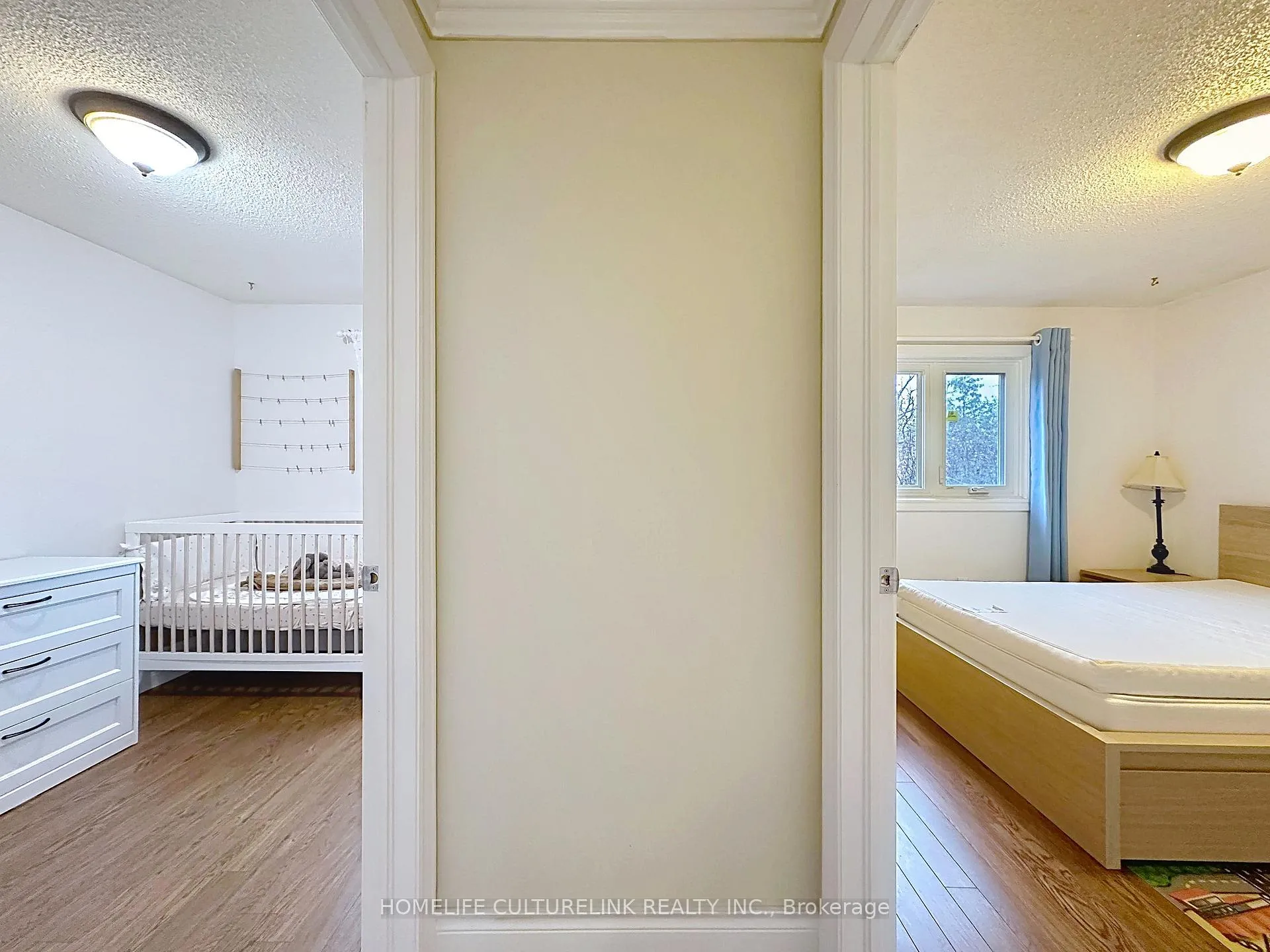 Photo 25 of 18 Eugenia Court, Markham, Markville — HOMEH