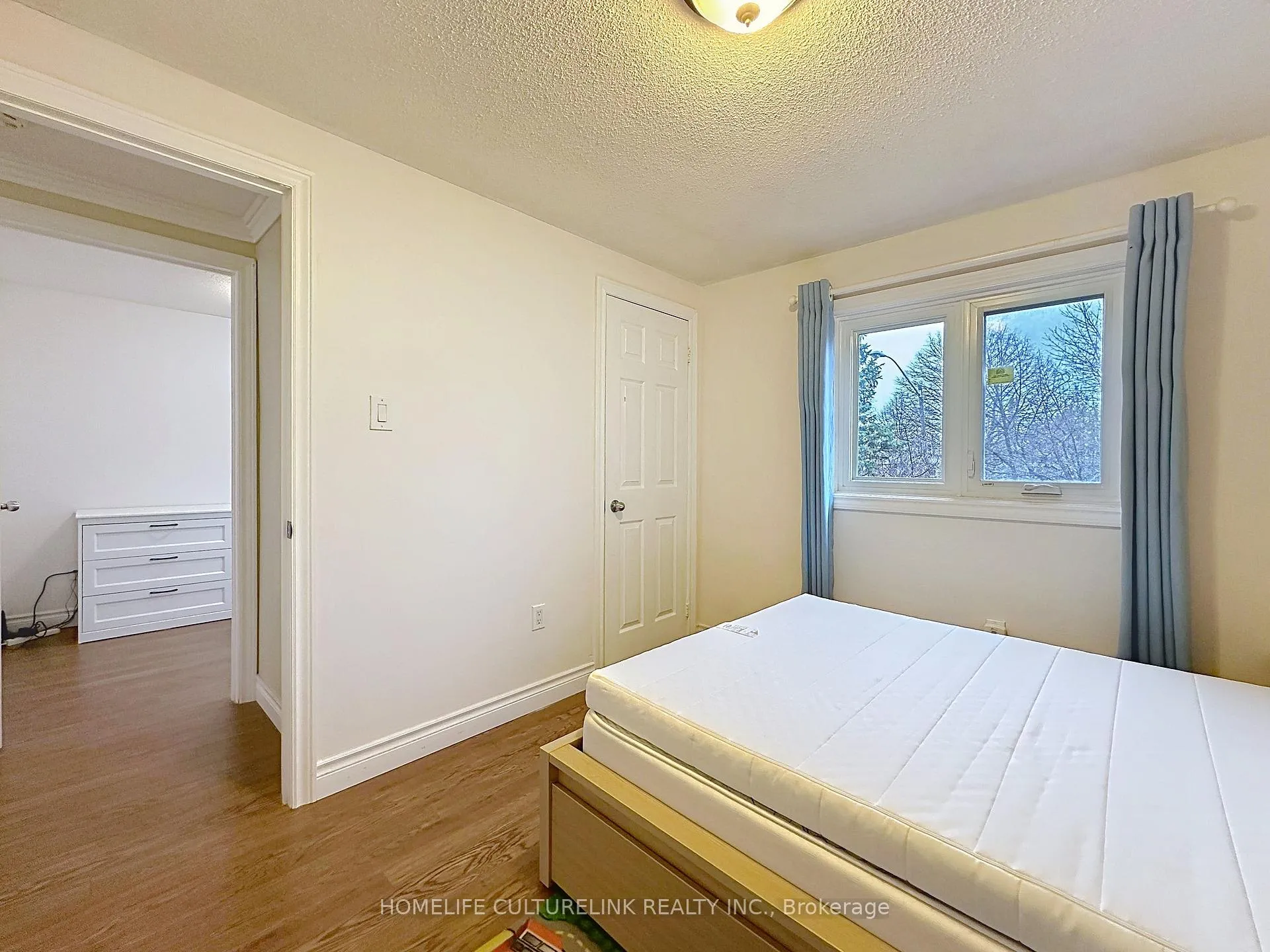 Photo 28 of 18 Eugenia Court, Markham, Markville — HOMEH