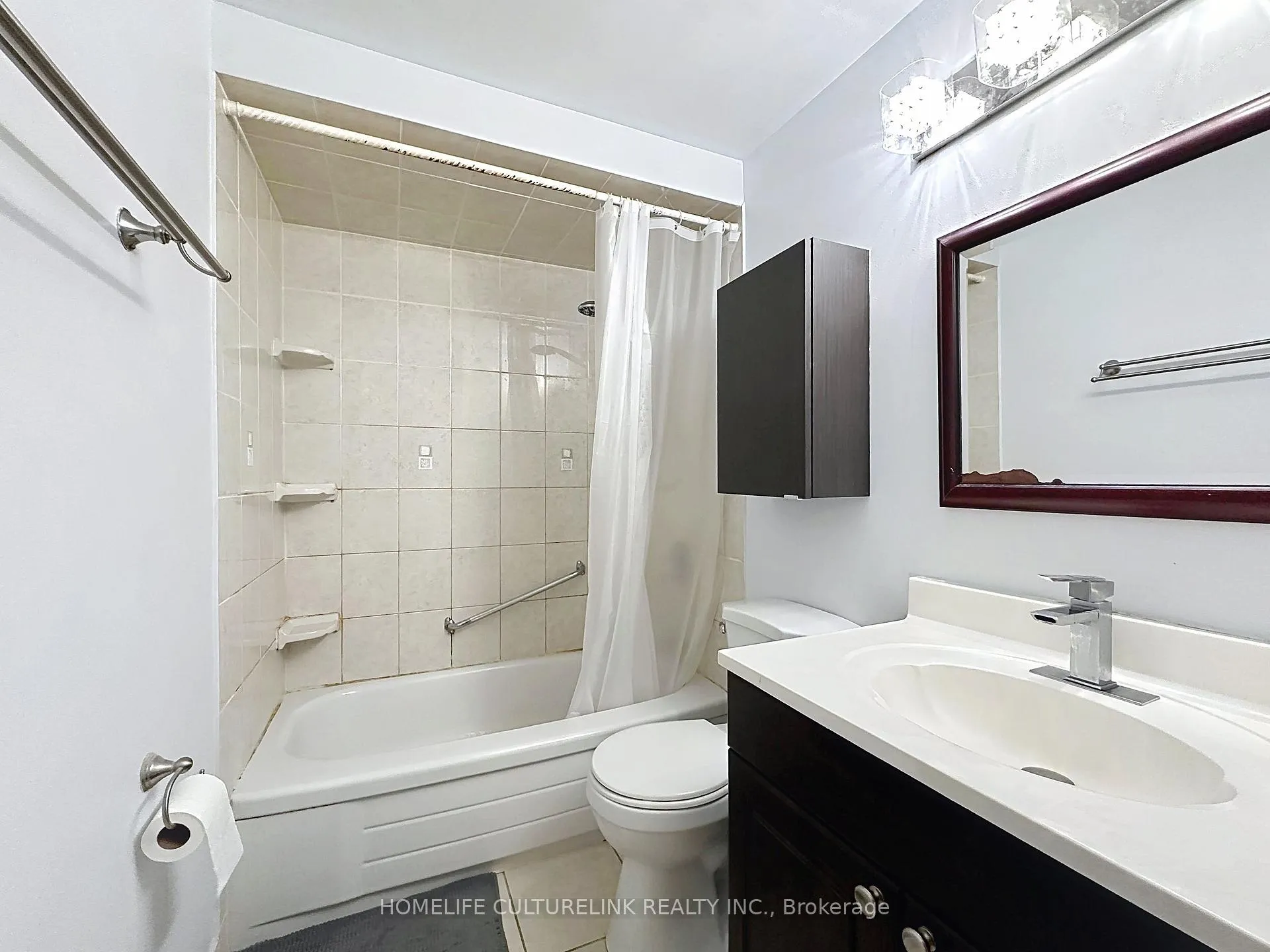 Photo 32 of 18 Eugenia Court, Markham, Markville — HOMEH