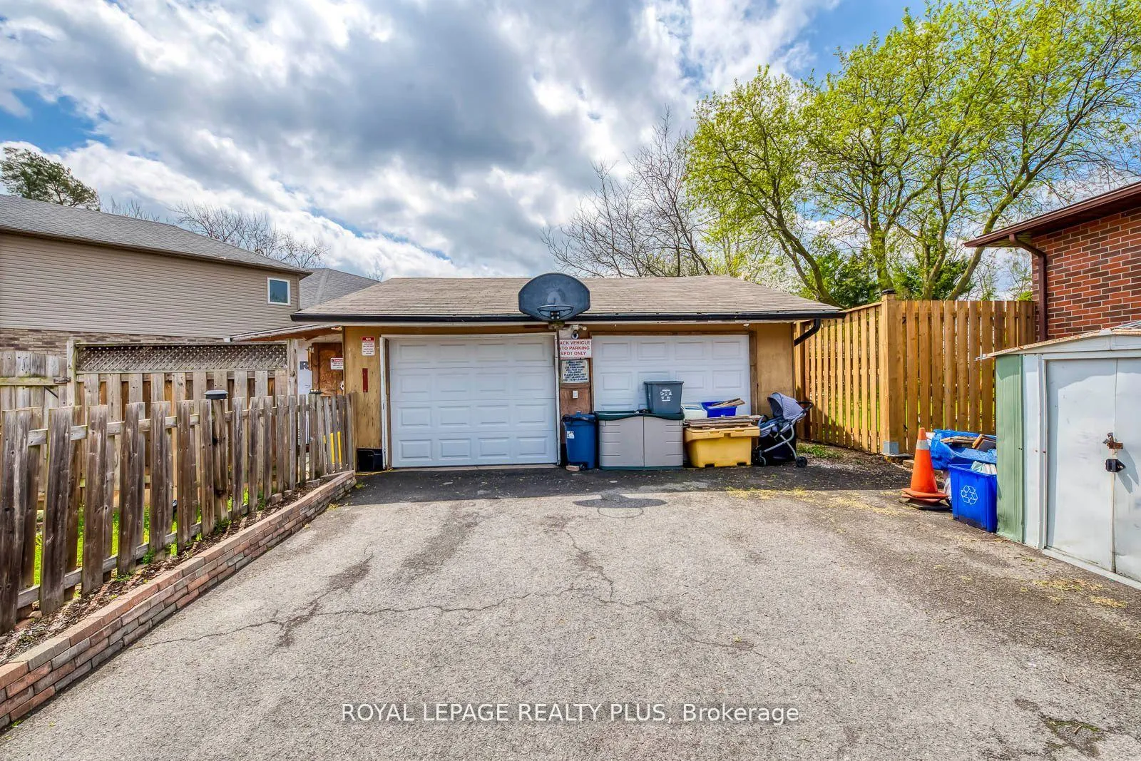 Photo 13 of 128 Parnell Road, St. Catharines, Vine/Linwell — HOMEH