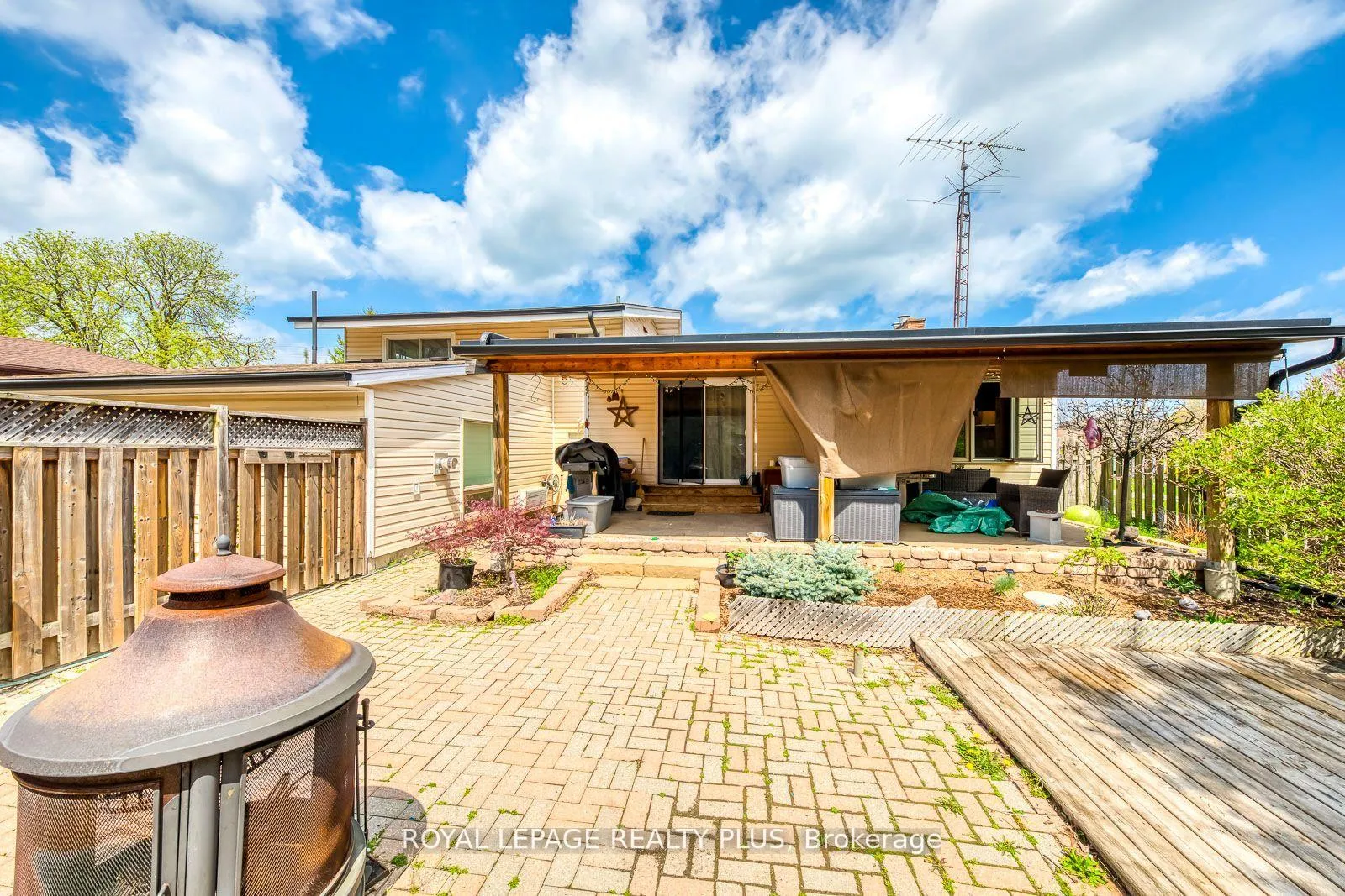 Photo 17 of 128 Parnell Road, St. Catharines, Vine/Linwell — HOMEH
