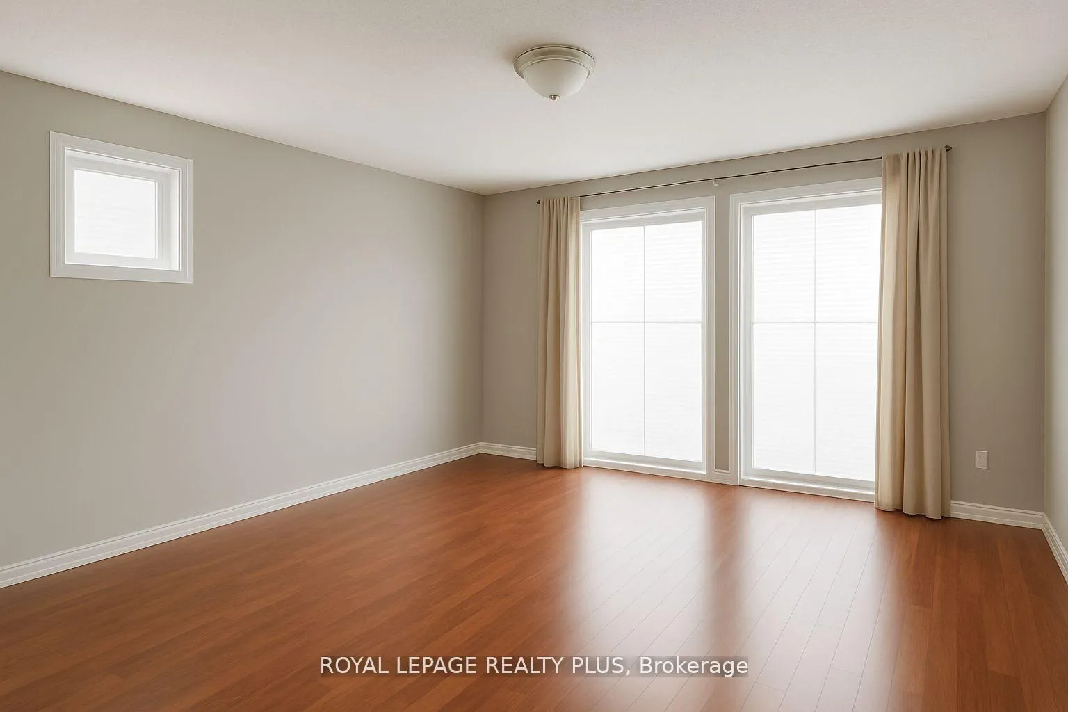 Photo 24 of 128 Parnell Road, St. Catharines, Vine/Linwell — HOMEH