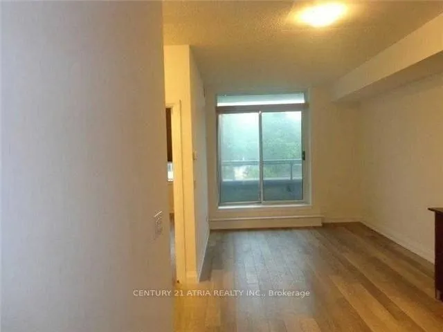 Photo 5 of 3520 Danforth Avenue, Scarborough, Oakridge — HOMEH