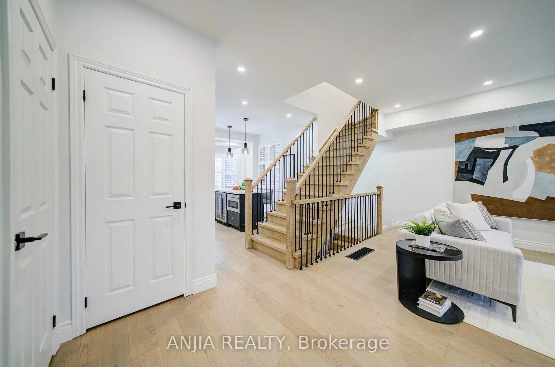 Photo 9 of 22 Kylemore Way, Markham, Angus Glen — HOMEH