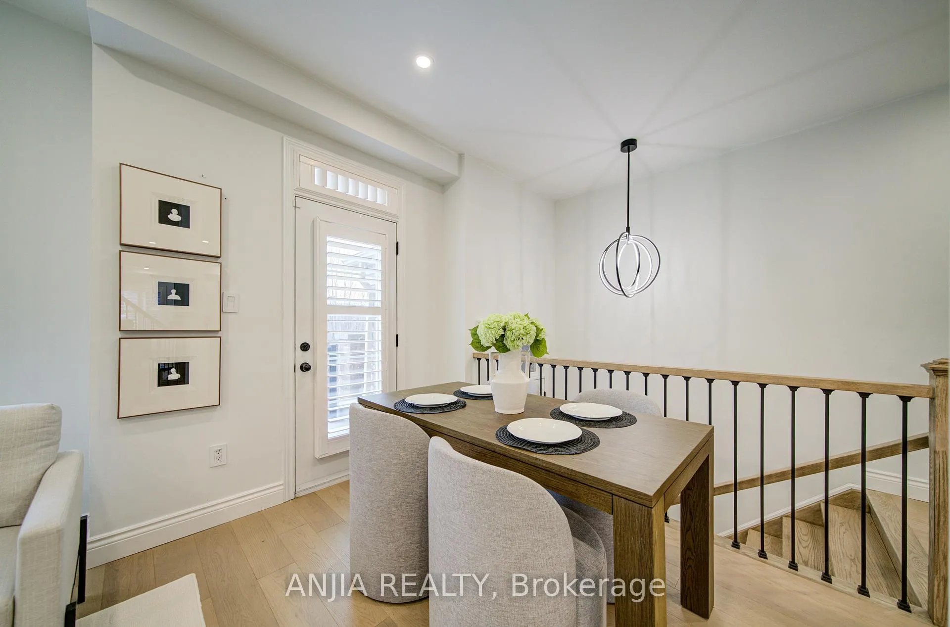 Photo 10 of 22 Kylemore Way, Markham, Angus Glen — HOMEH