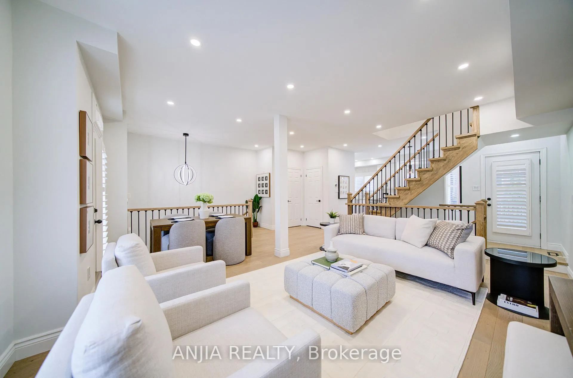 Photo 14 of 22 Kylemore Way, Markham, Angus Glen — HOMEH
