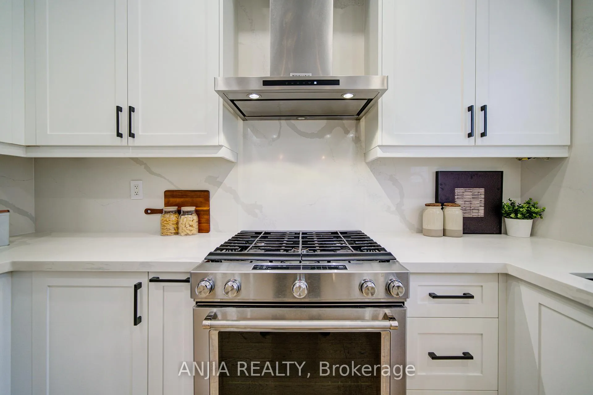 Photo 19 of 22 Kylemore Way, Markham, Angus Glen — HOMEH