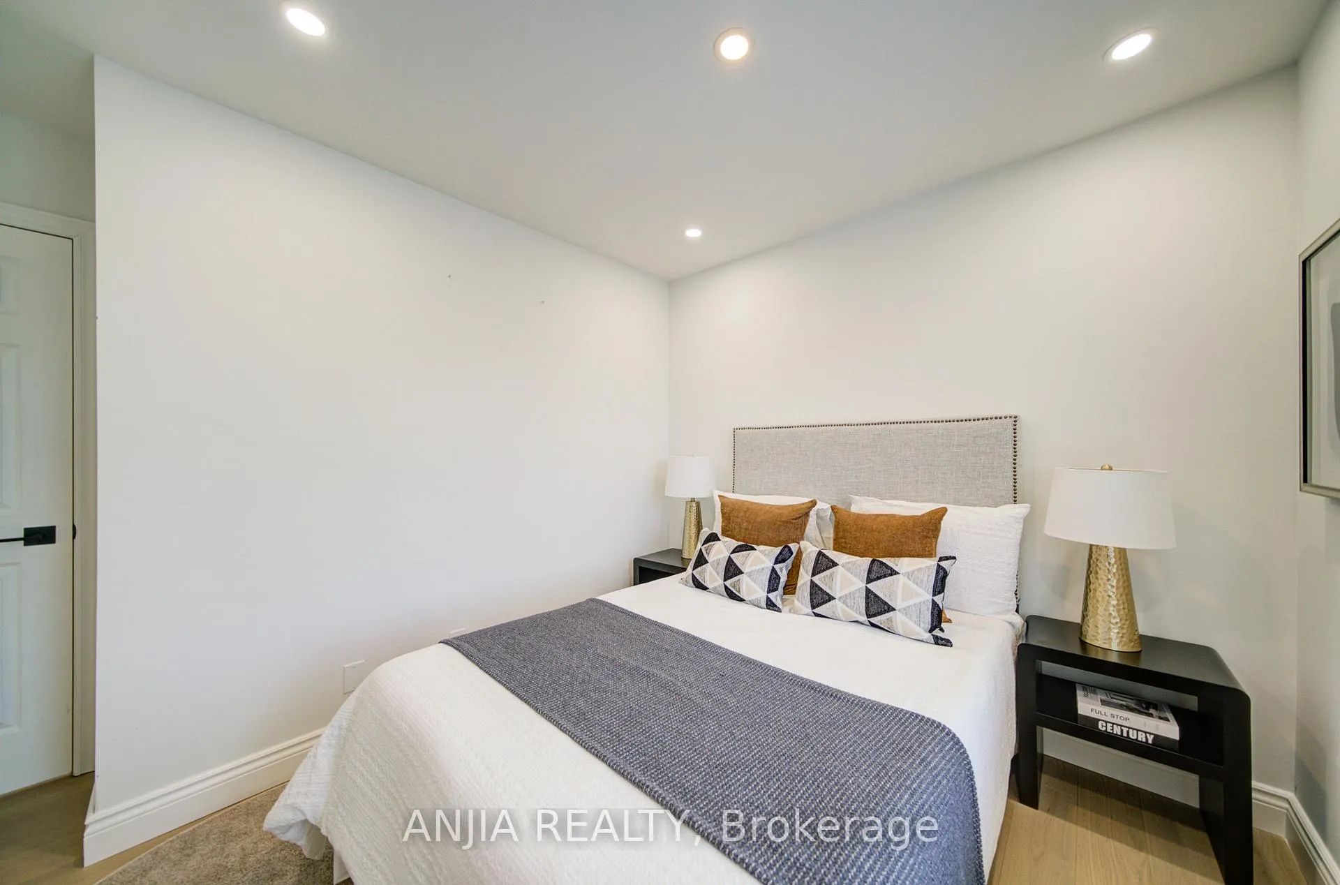 Photo 32 of 22 Kylemore Way, Markham, Angus Glen — HOMEH