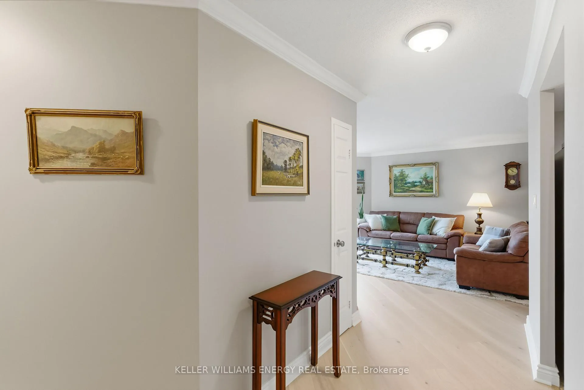 Photo 5 of Unit 903, 360 Watson Street W, Whitby, Port Whitby — HOMEH