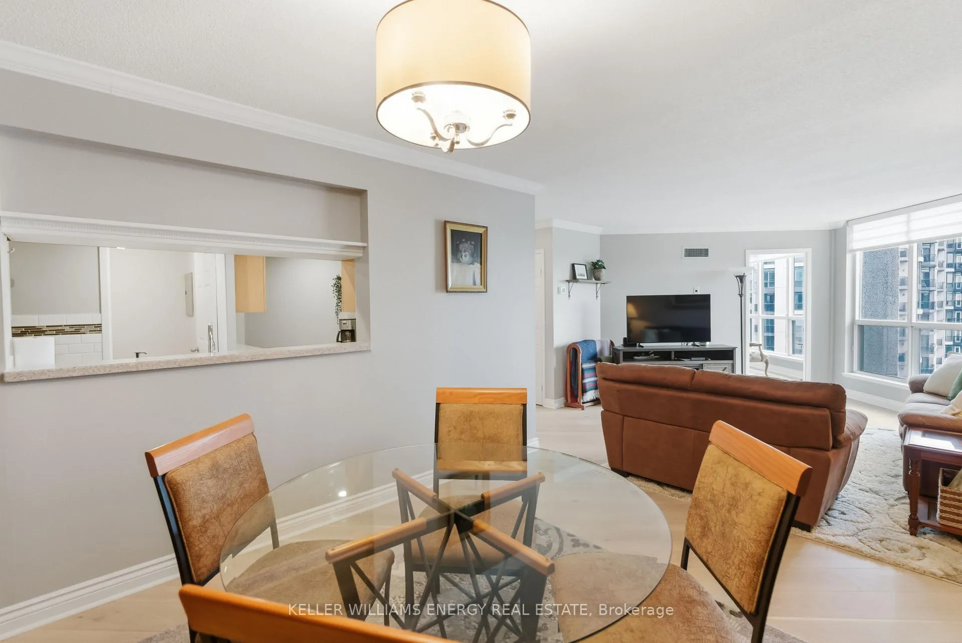 Photo 17 of Unit 903, 360 Watson Street W, Whitby, Port Whitby — HOMEH