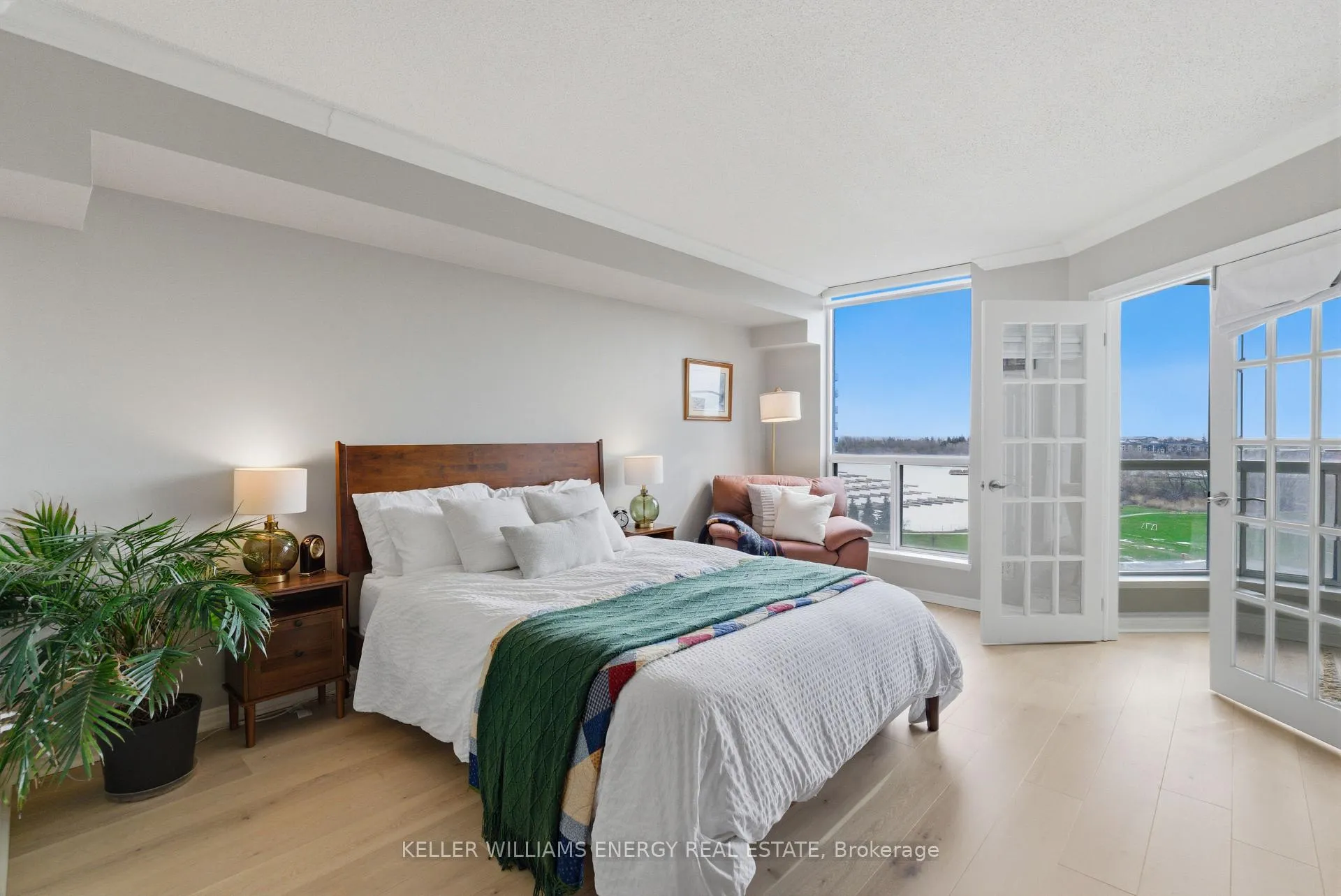 Photo 28 of Unit 903, 360 Watson Street W, Whitby, Port Whitby — HOMEH