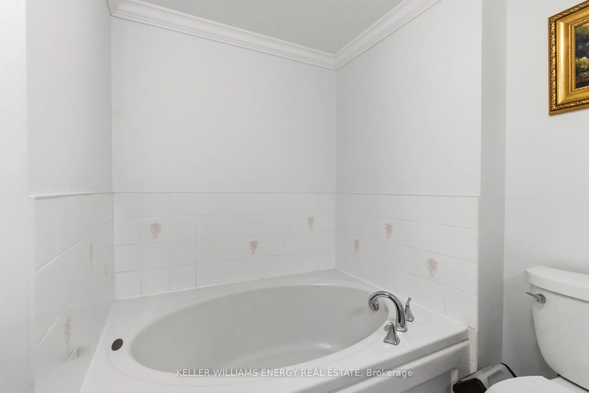 Photo 31 of Unit 903, 360 Watson Street W, Whitby, Port Whitby — HOMEH