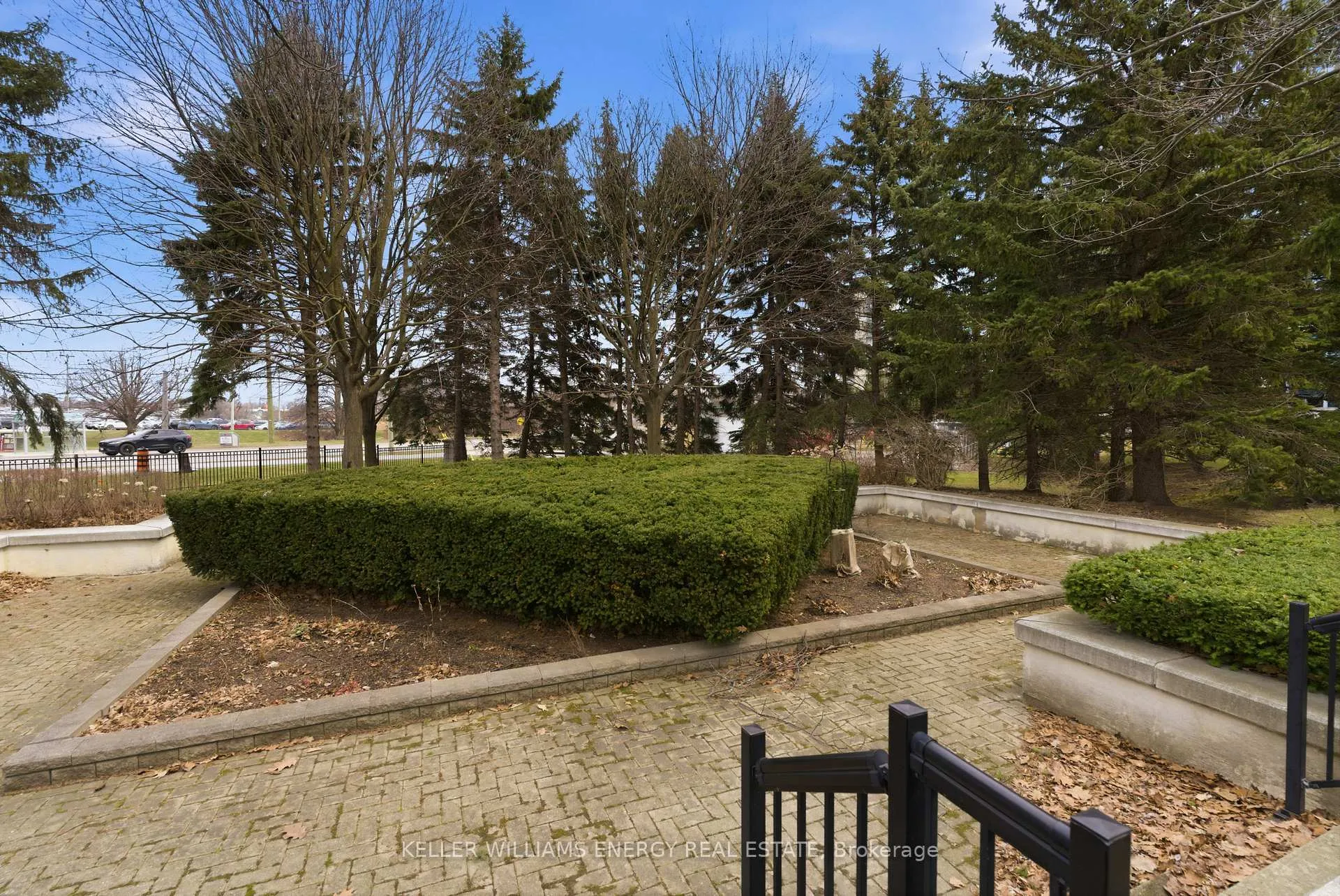 Photo 40 of Unit 903, 360 Watson Street W, Whitby, Port Whitby — HOMEH