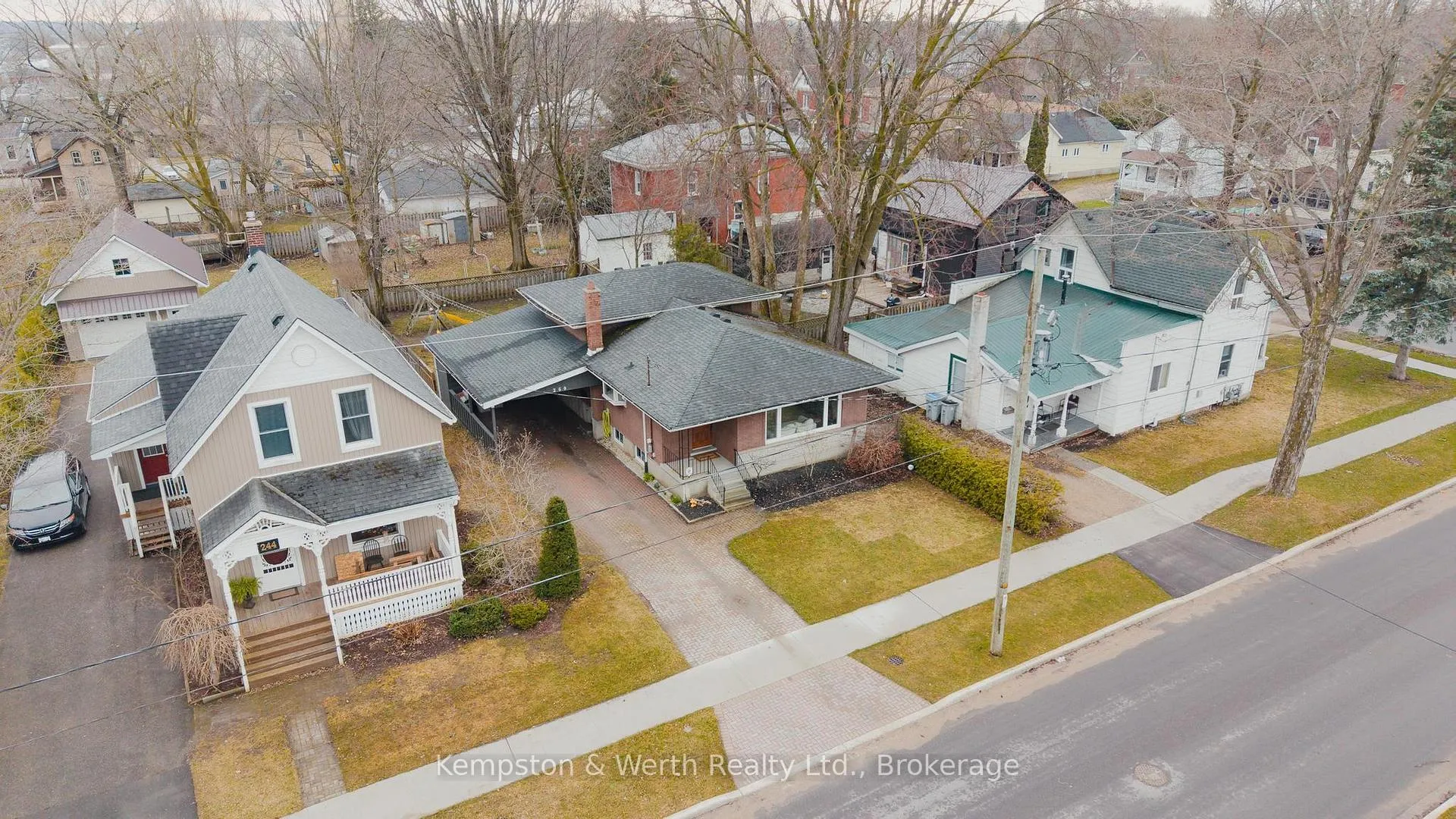 Photo 6 of 260 Binning Street W, North Perth, Listowel — HOMEH