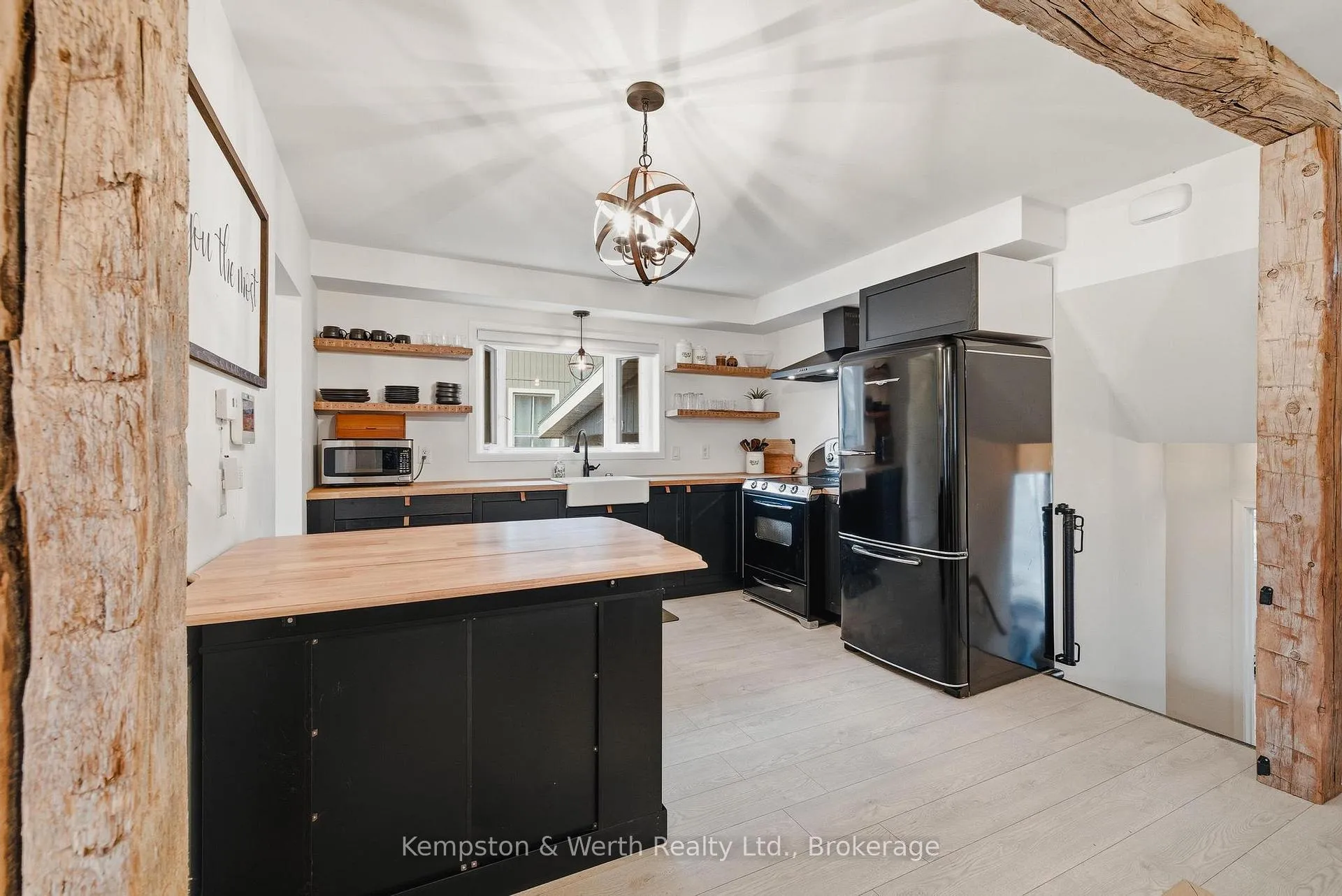 Photo 11 of 260 Binning Street W, North Perth, Listowel — HOMEH
