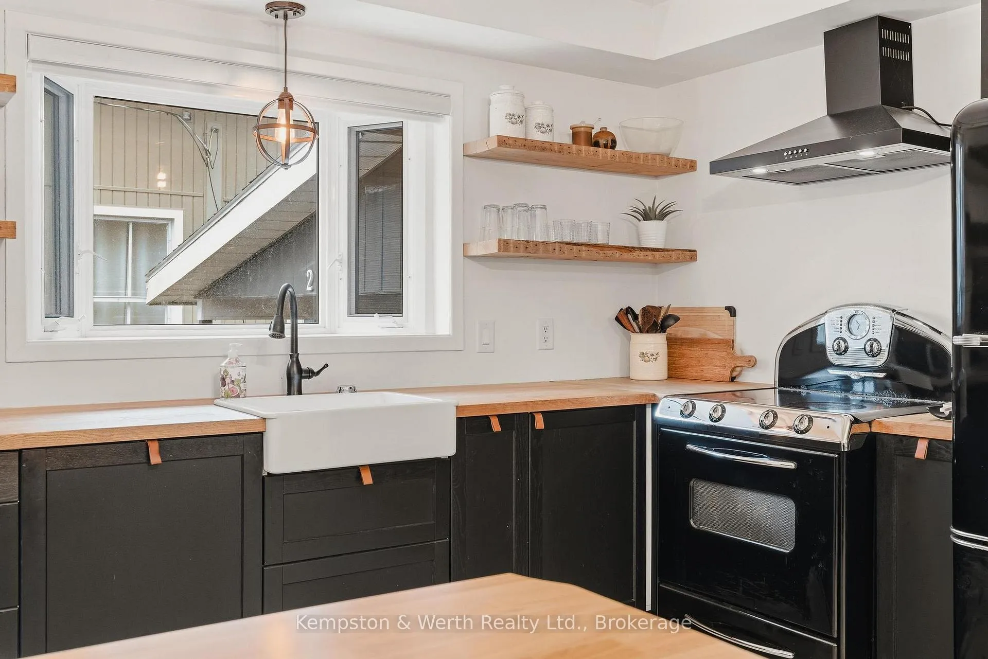 Photo 14 of 260 Binning Street W, North Perth, Listowel — HOMEH