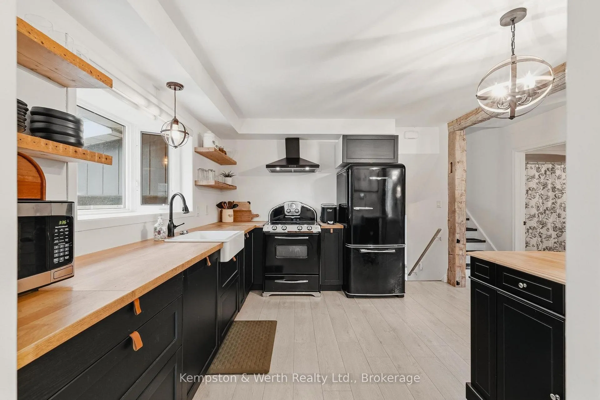 Photo 15 of 260 Binning Street W, North Perth, Listowel — HOMEH