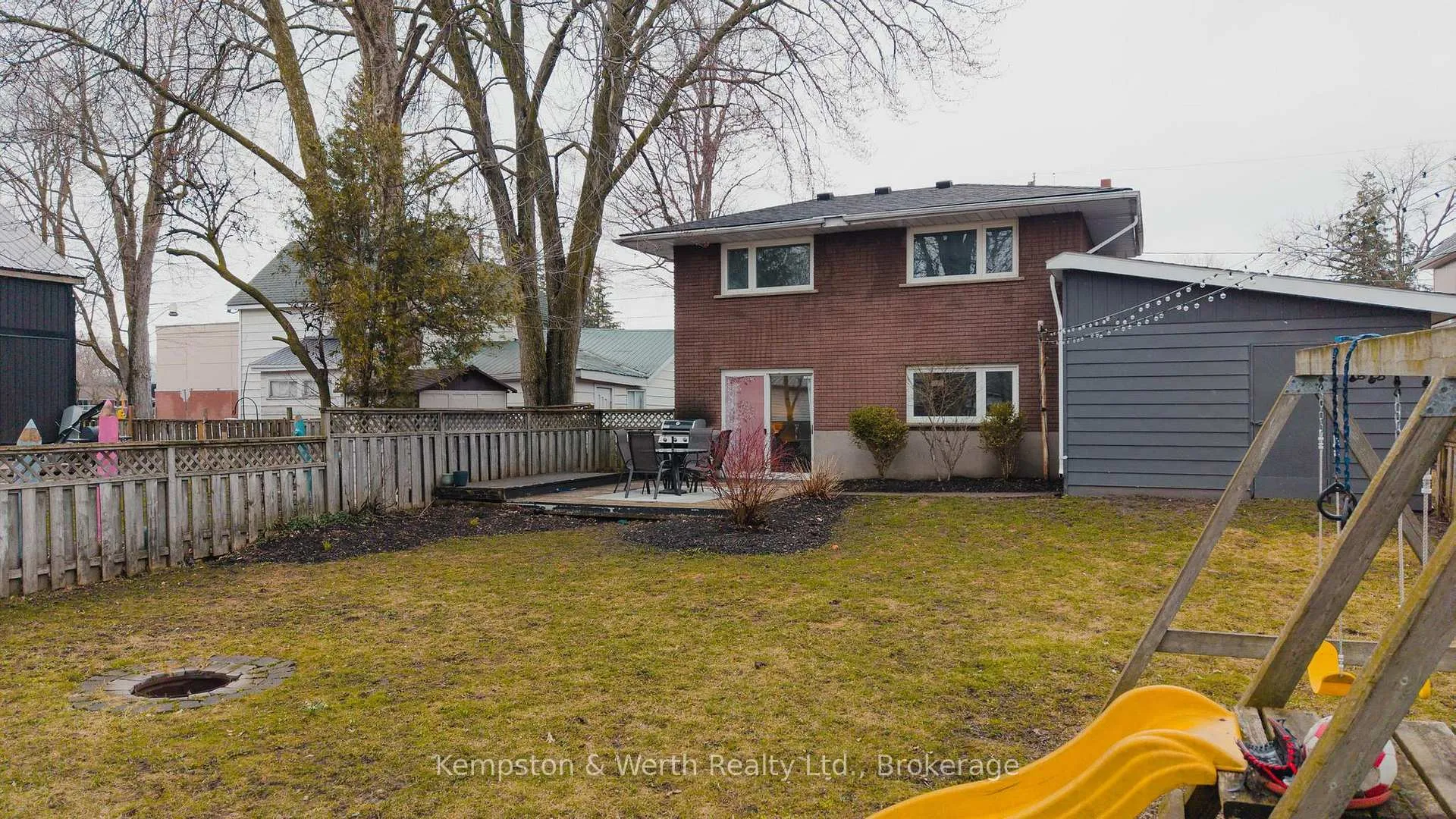 Photo 39 of 260 Binning Street W, North Perth, Listowel — HOMEH