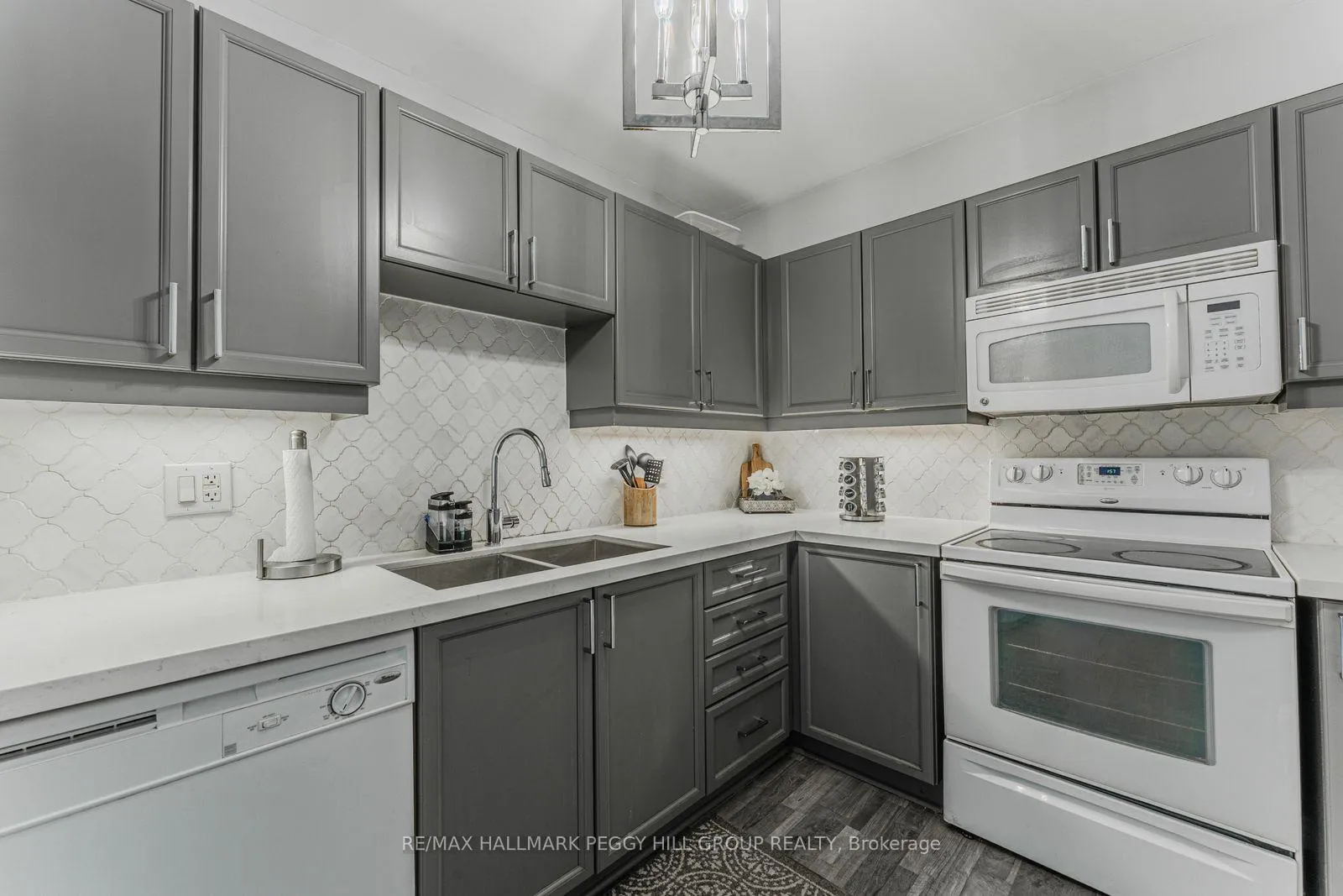 Photo 4 of Unit 310, 500 Mapleview Drive W, Barrie, Holly — HOMEH