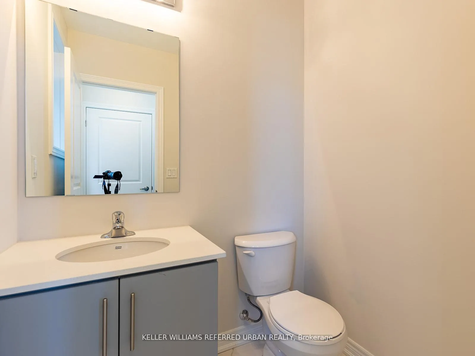 Photo 5 of 1470 Davis Loop Circle, Innisfil, Lefroy — HOMEH