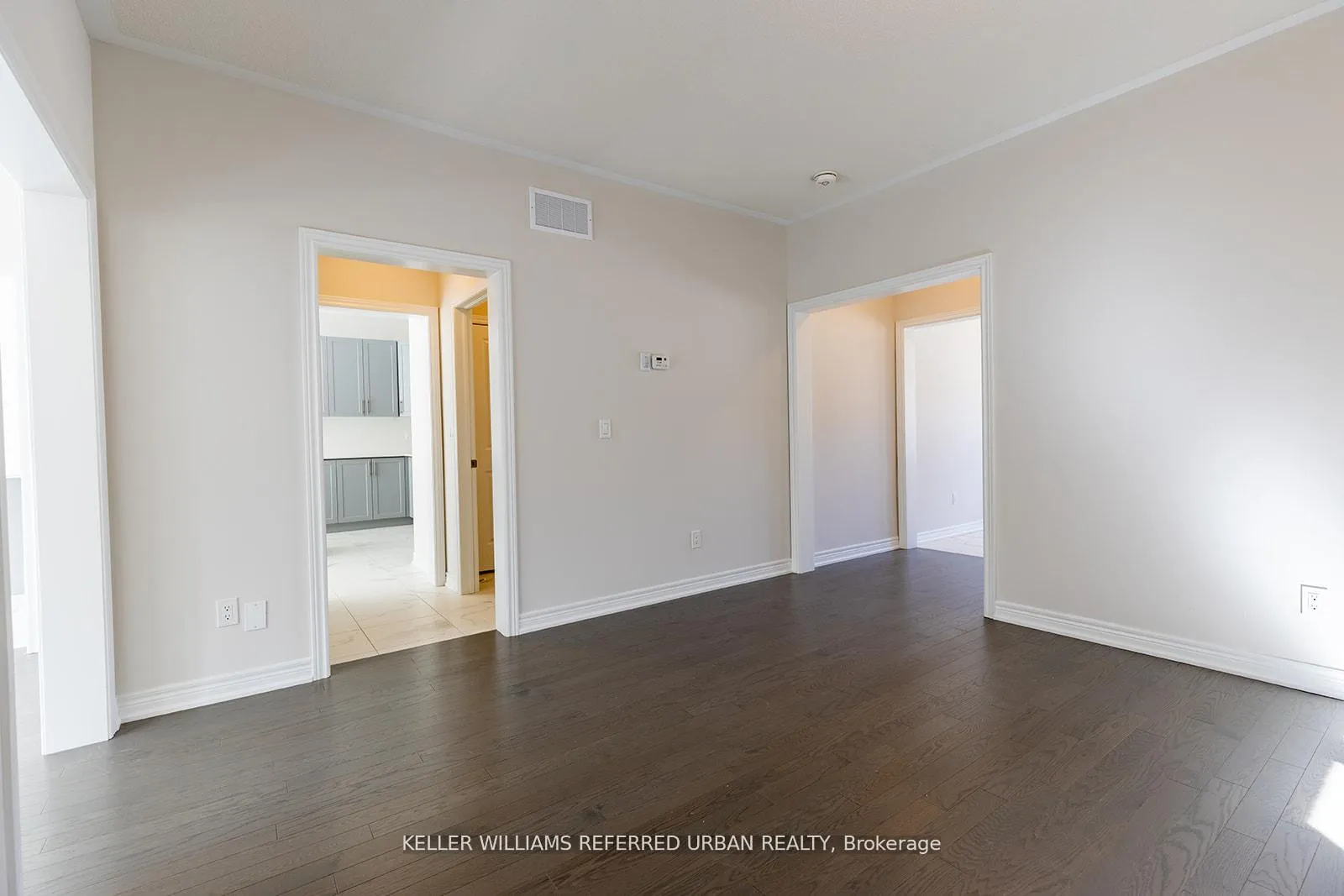 Photo 7 of 1470 Davis Loop Circle, Innisfil, Lefroy — HOMEH