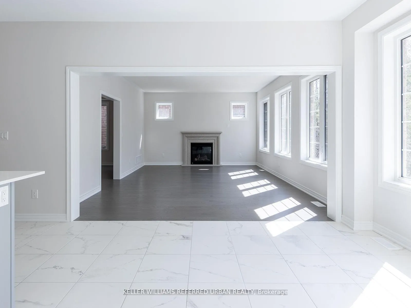 Photo 14 of 1470 Davis Loop Circle, Innisfil, Lefroy — HOMEH