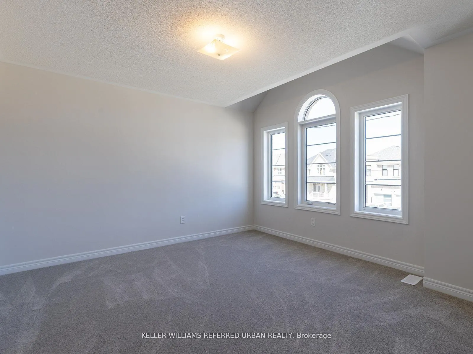 Photo 22 of 1470 Davis Loop Circle, Innisfil, Lefroy — HOMEH